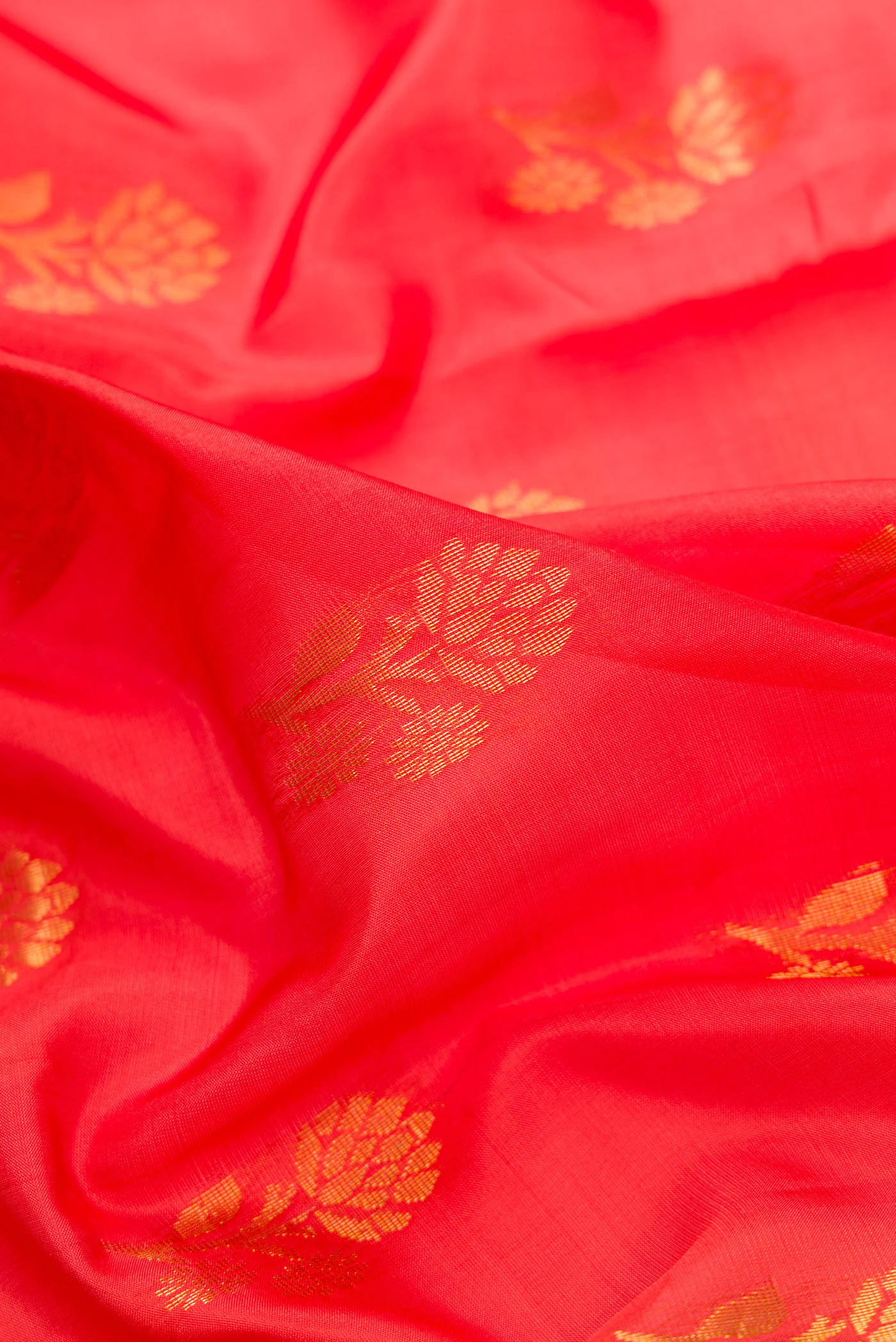 Red Soft Silk Saree - Image 2