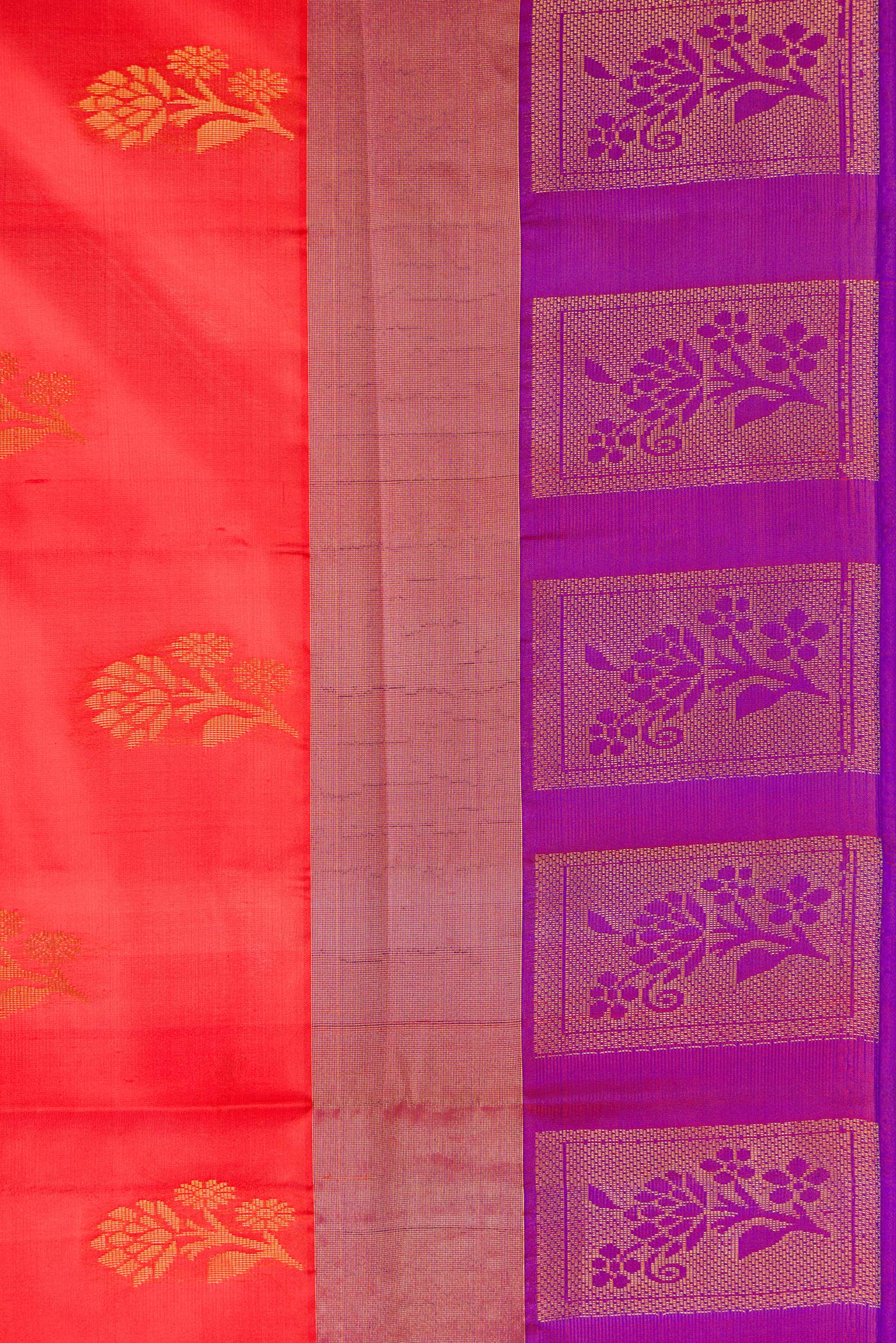 Red Soft Silk Saree - Image 3