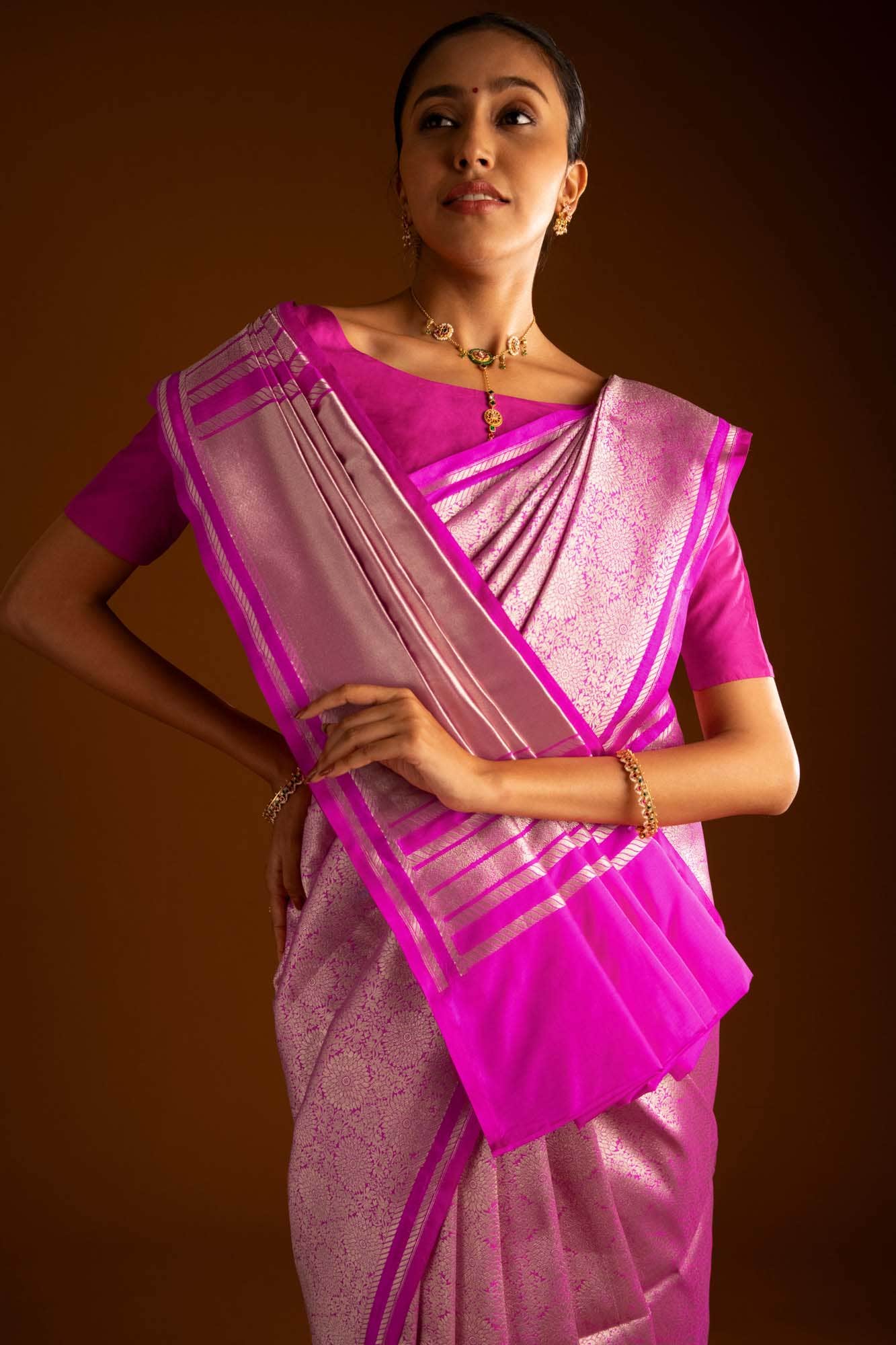 Ottoman Flowers-Pink Banarasi Silk Saree - Image 4