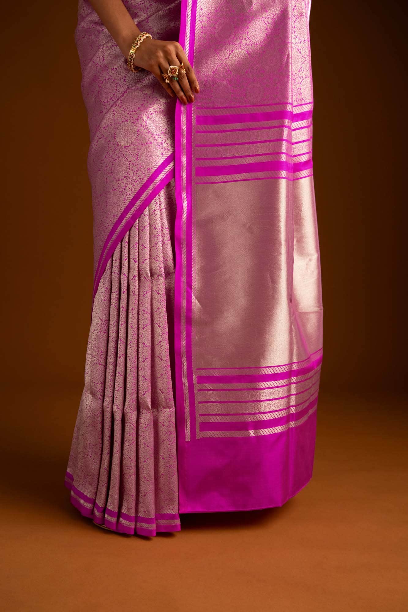 Ottoman Flowers-Pink Banarasi Silk Saree - Image 5