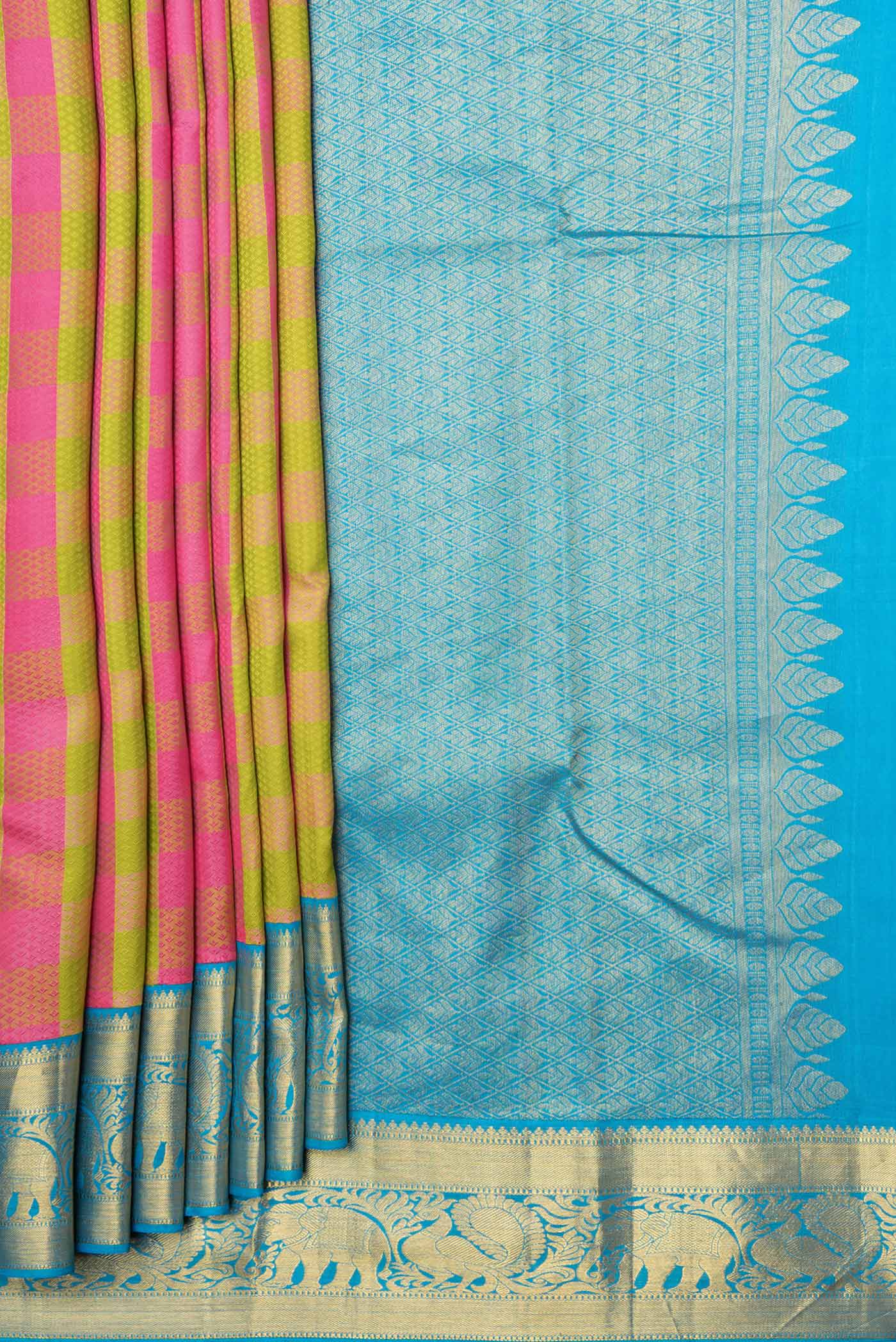 Parrot Green and Pink Color Kanchipuram Saree - Image 4