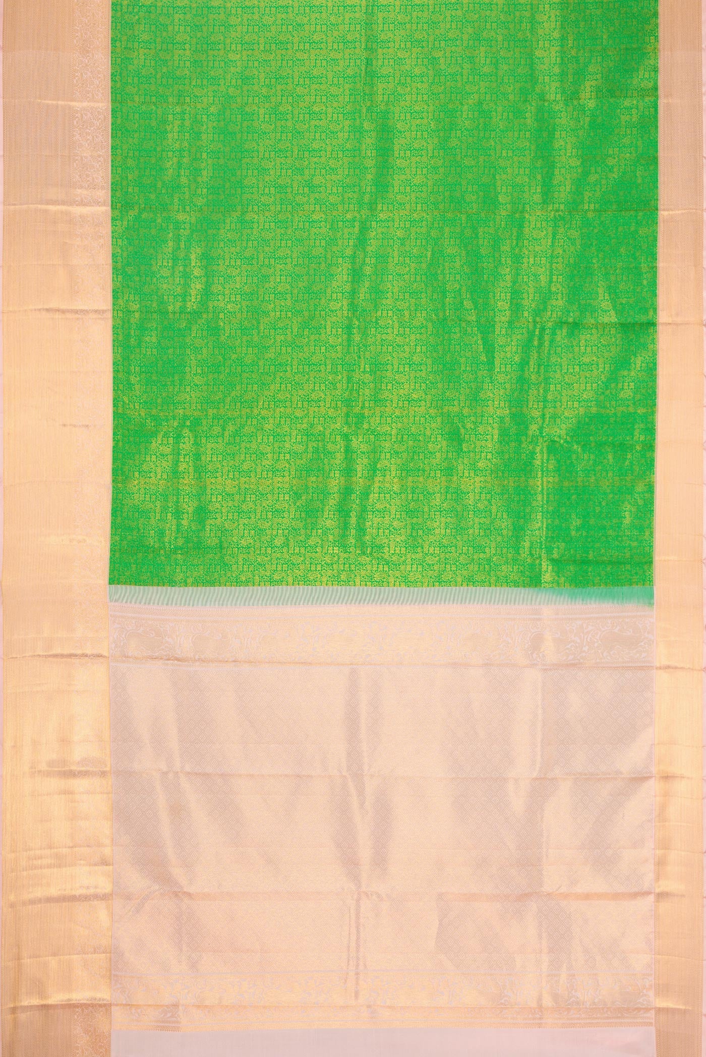 Green Dual Tone Kanchipuram Silk Saree - Image 6
