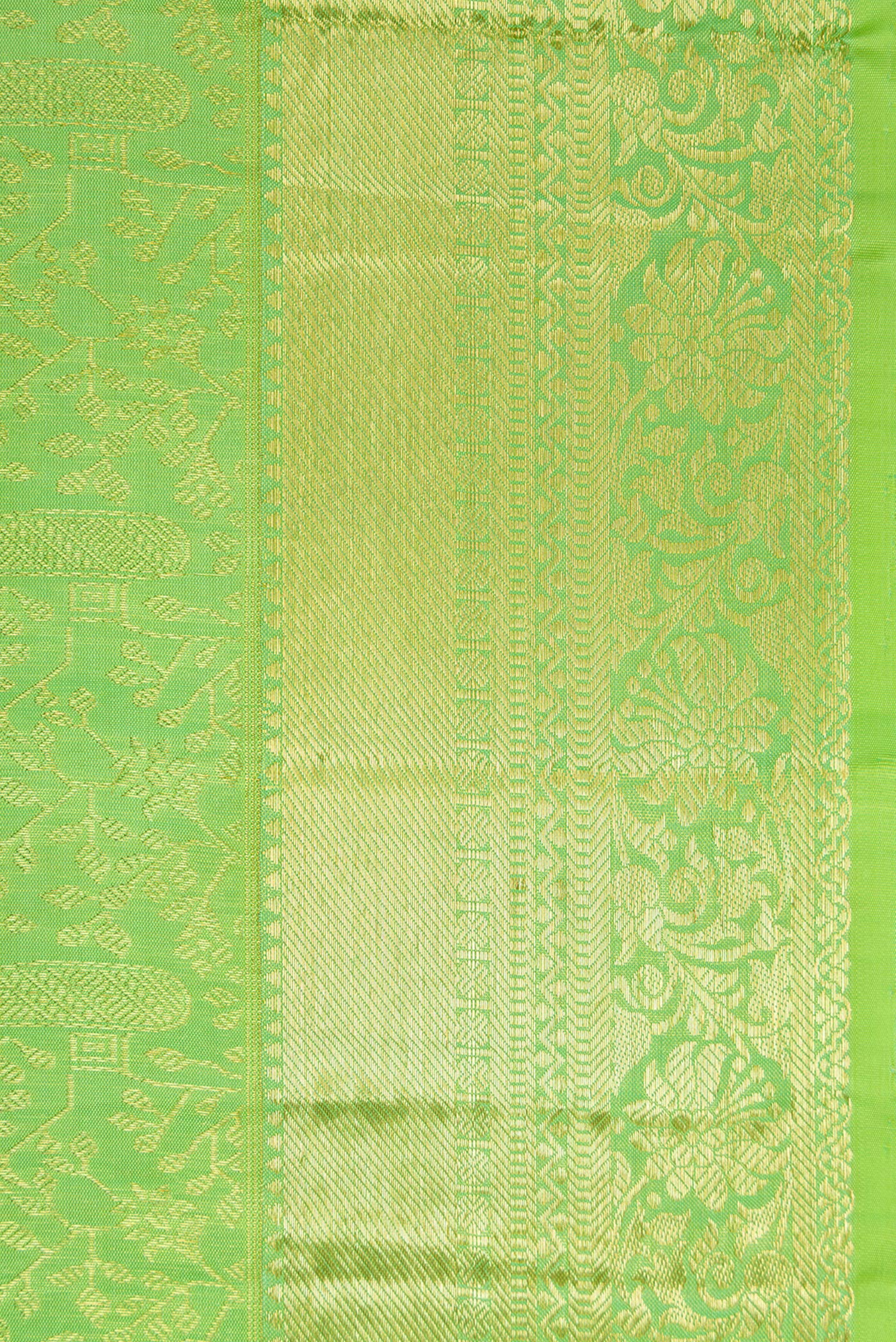Parrot Green Kanchipuram Silk Saree - Image 4