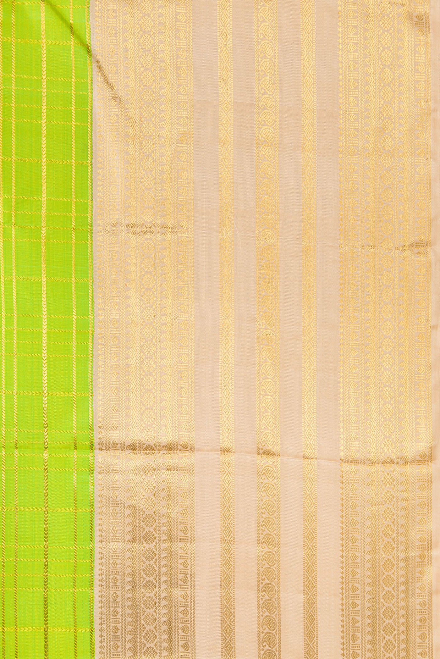 Parrot Green Kanchipuram Silk Saree - Image 3