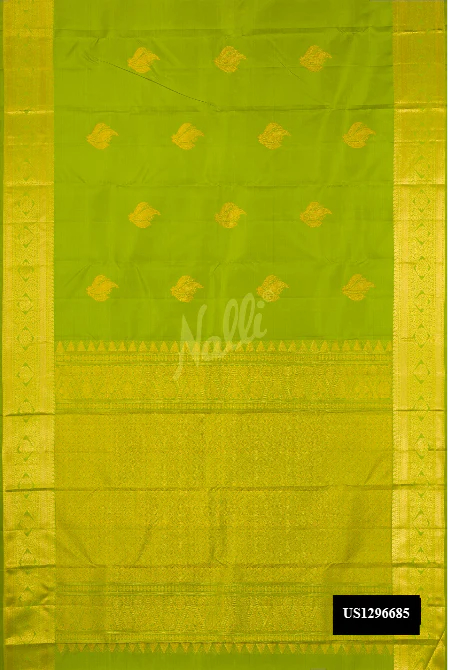 Parrot Green Dual Tone Kanchipuram Silk Saree