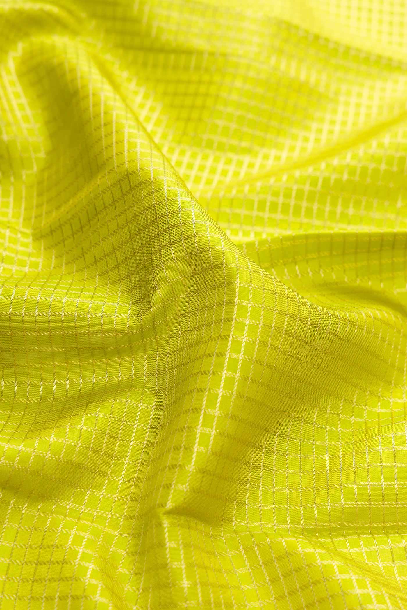 Parrot Green Dual Tone Kanjivaram Silk Saree - Image 2