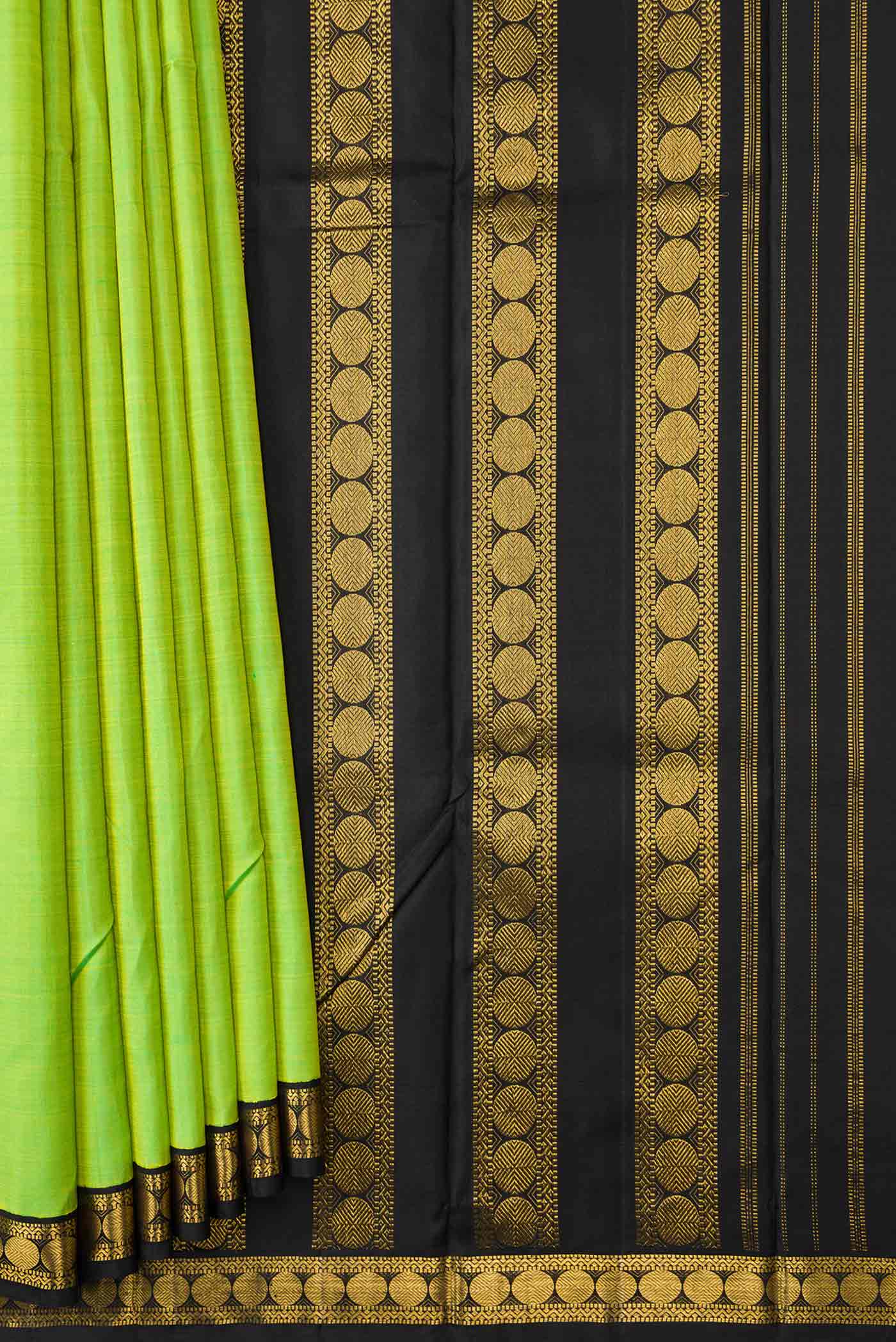 Parrot Green Dual Tone Kanjivaram Silk Saree - Image 4