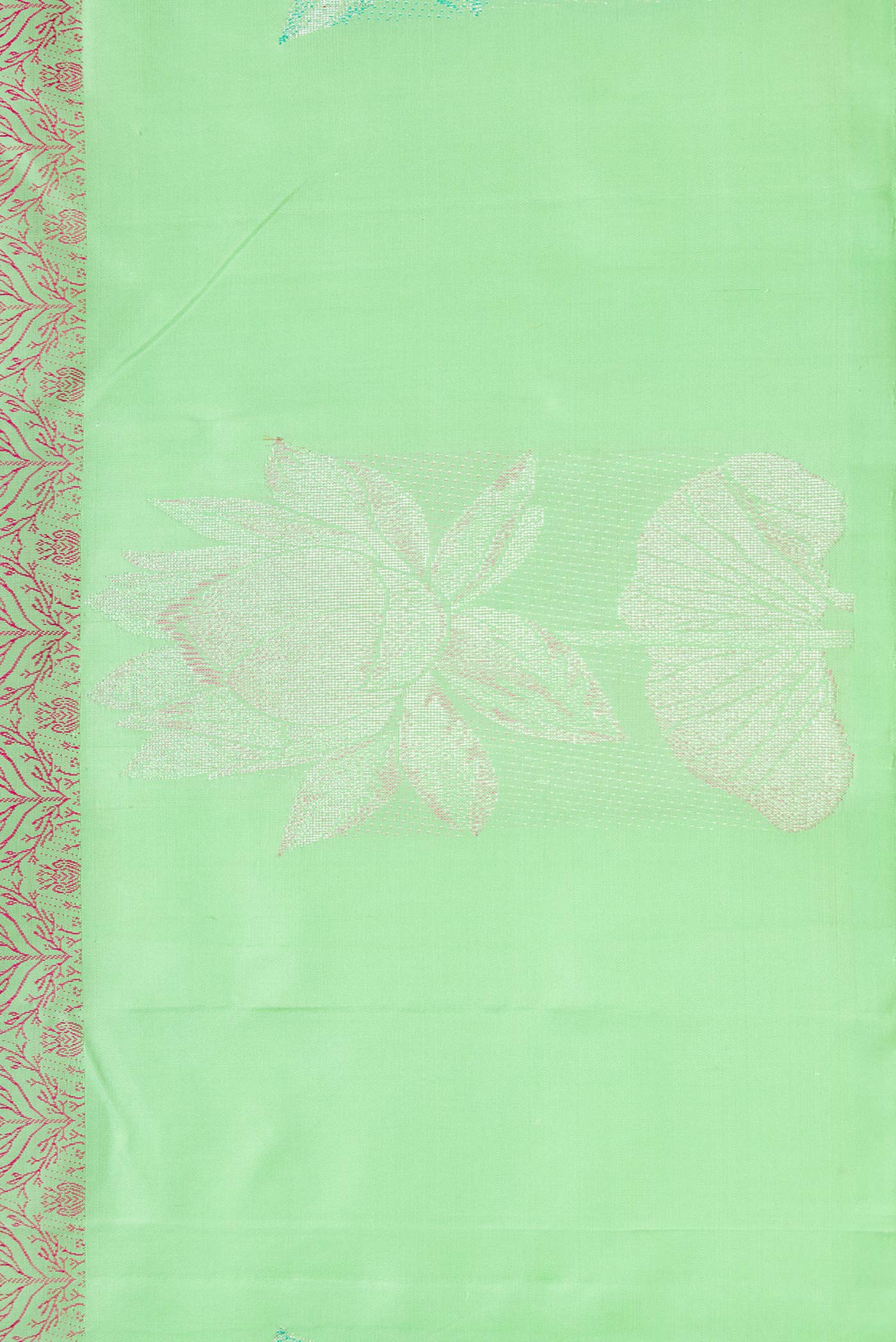 Parrot Green Dual Tone Kanjivaram Silk Saree - Image 3