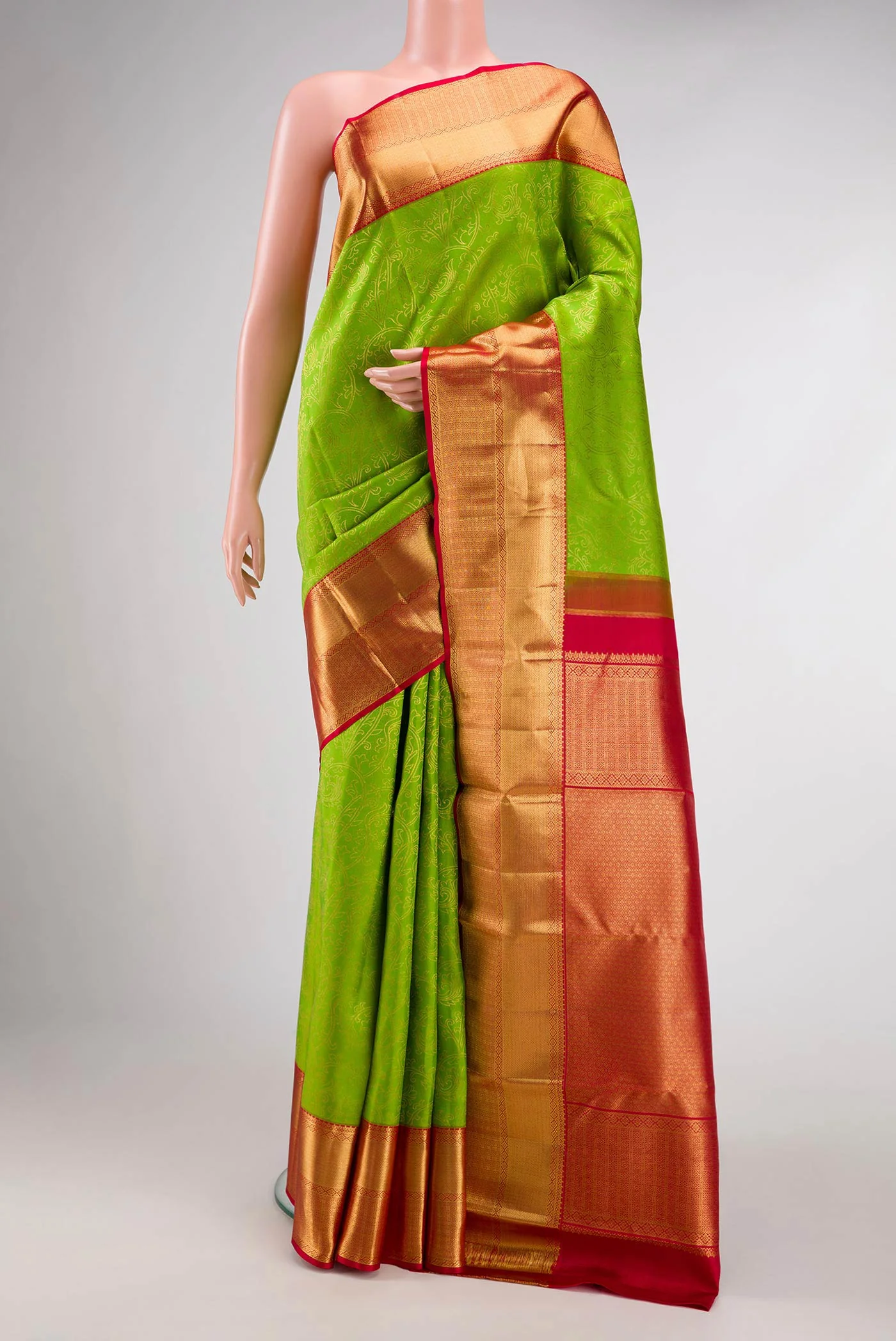 Parrot Green Kanchipuram Silk Saree