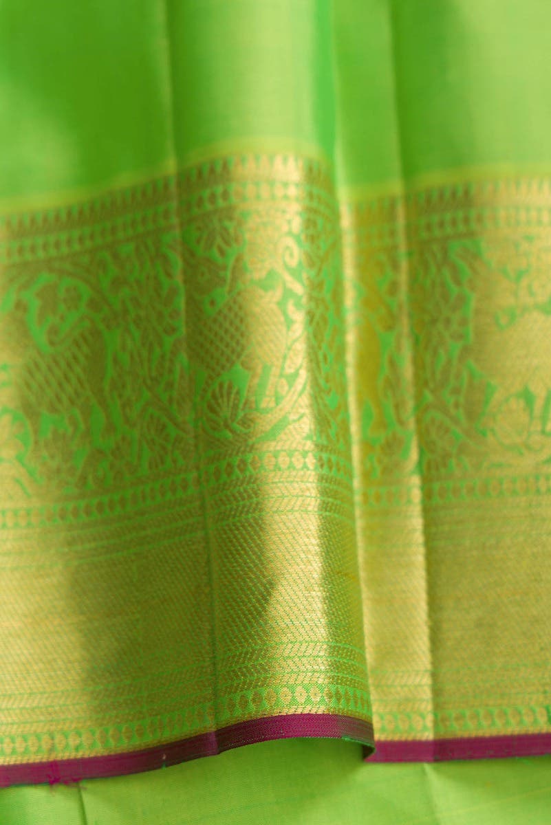 Parrot Green Dual Tone Kanchipuram Silk Saree - Image 7