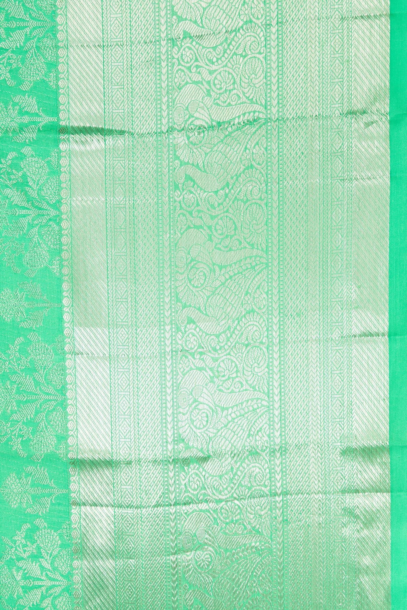 Green Kanjivaram Silk Saree - Image 3