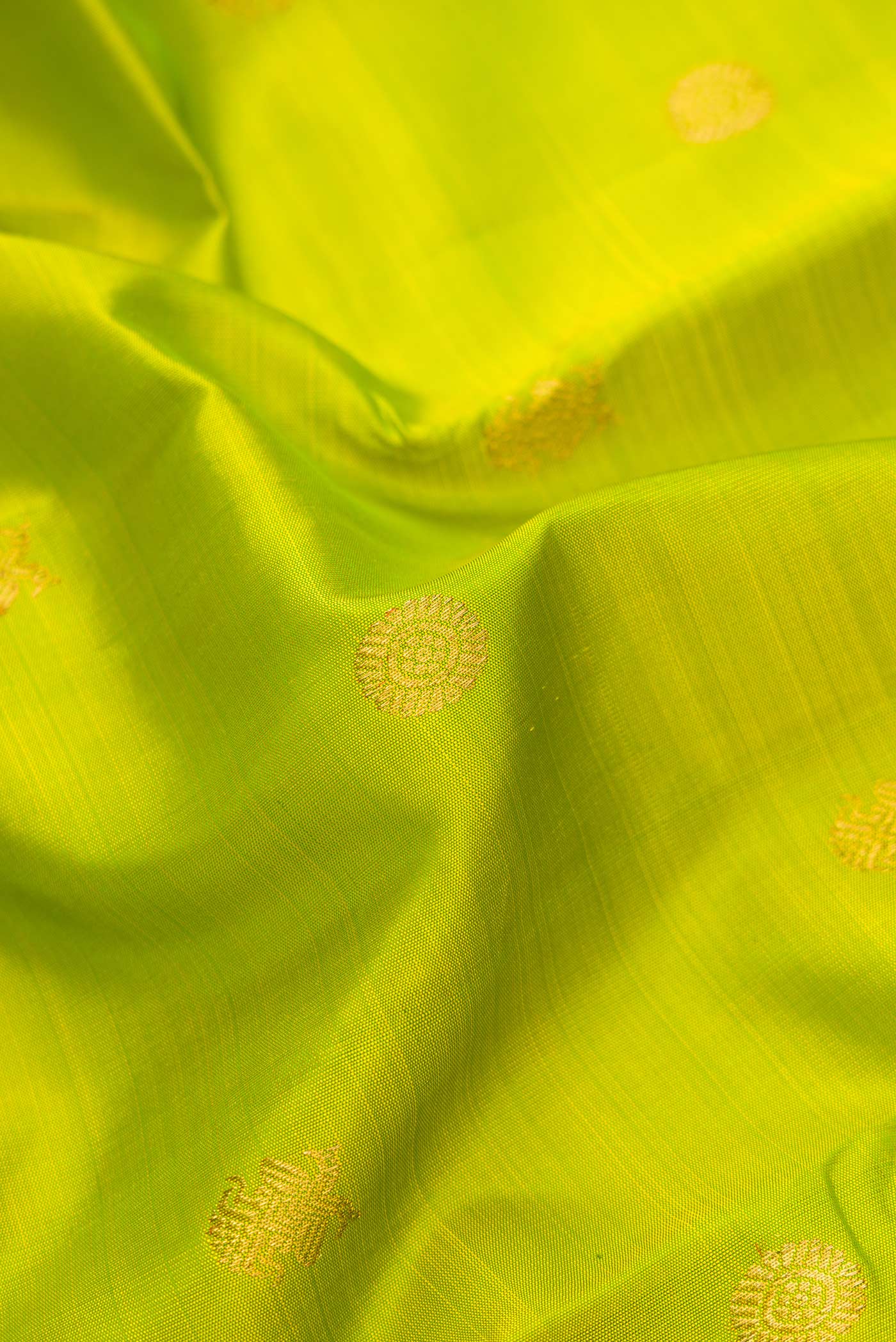 Parrot Green Kanjivaram Silk Saree - Image 2