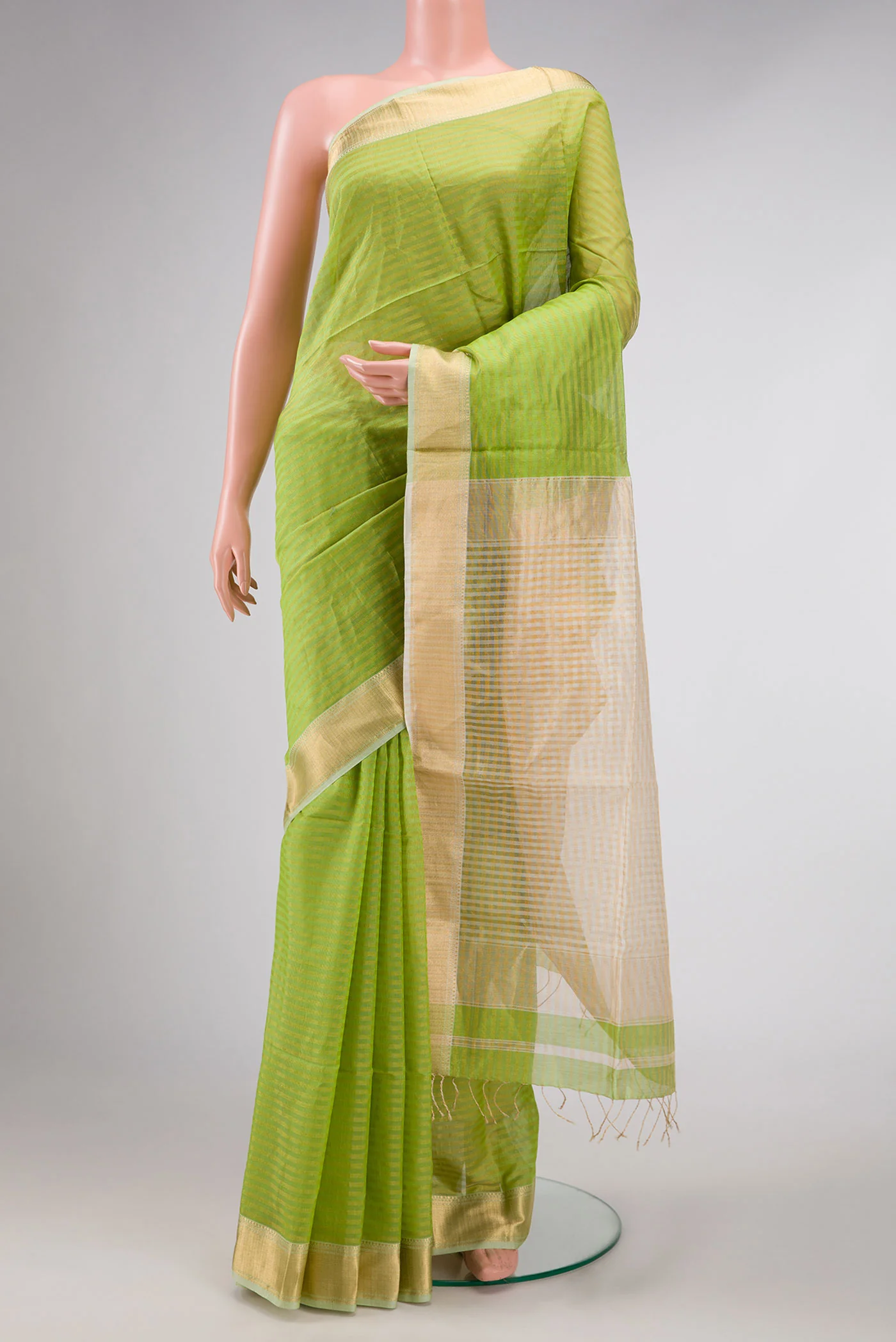 Parrot Green Dual Tone Maheshwari Silk Saree