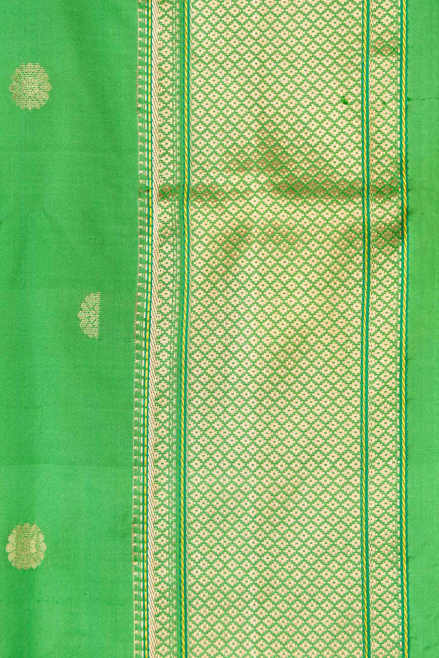 Parrot Green Dual Tone Paithani Silk Saree - Image 3