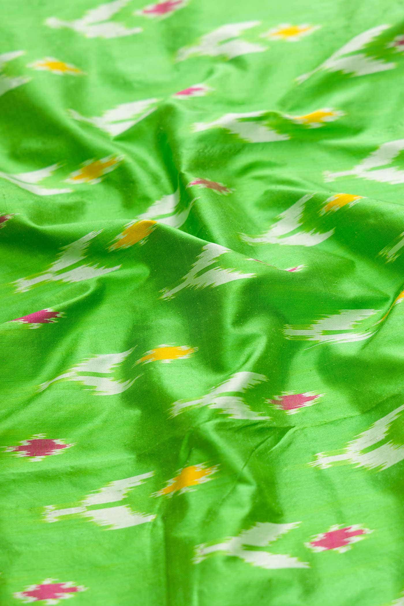 Parrot Green Dual Tone Pochampally Silk Saree - Image 2