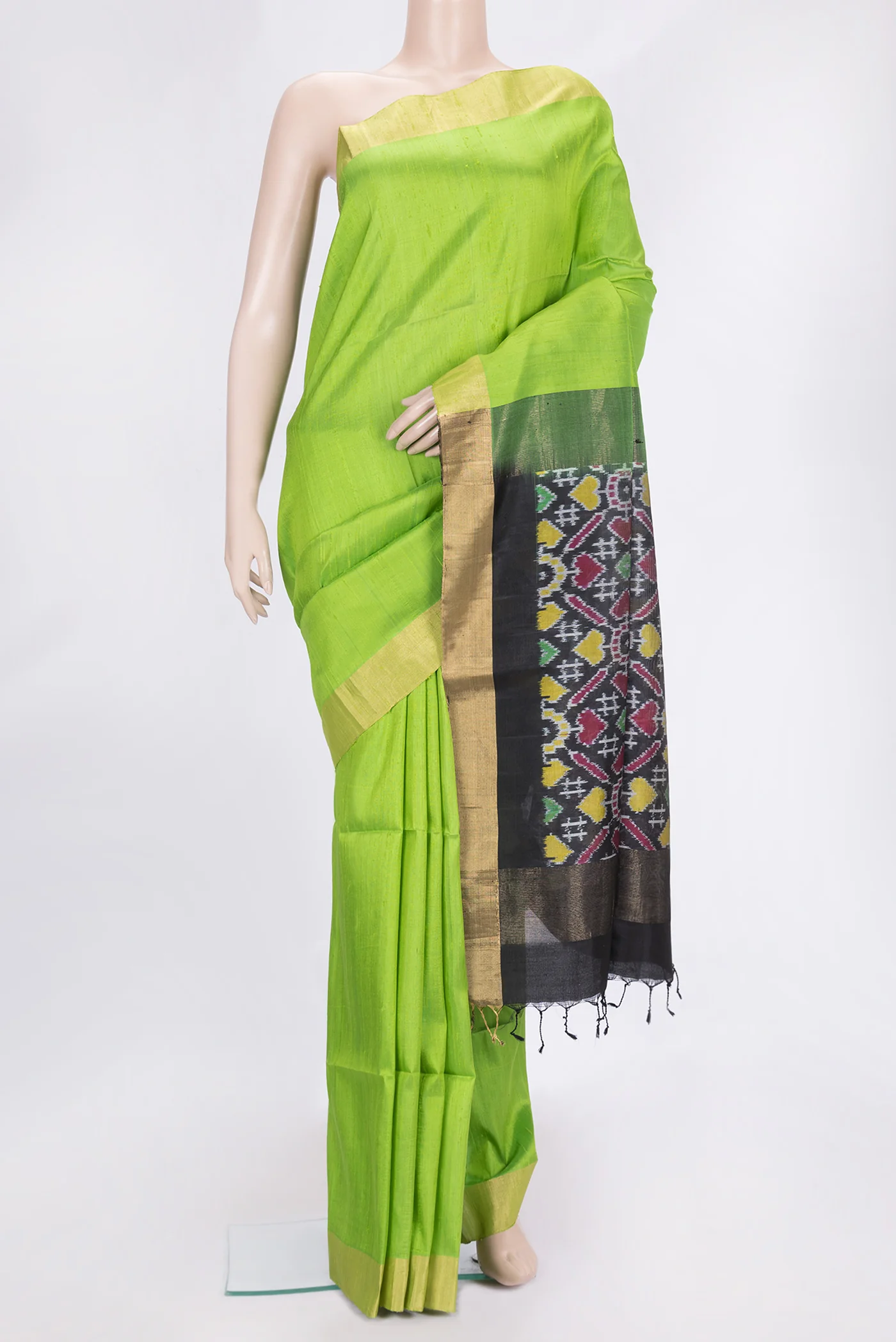 Parrot Green Raw Silk Saree