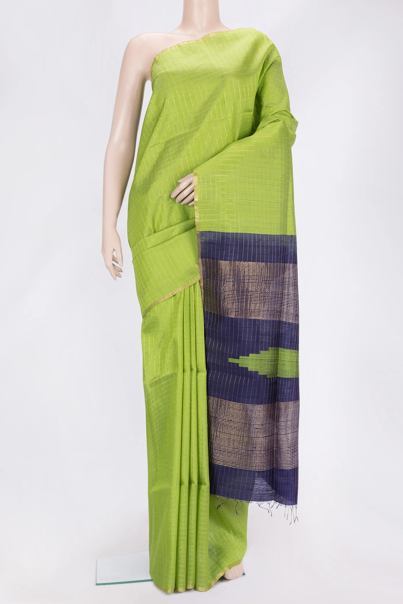 Parrot Green Raw Silk Saree