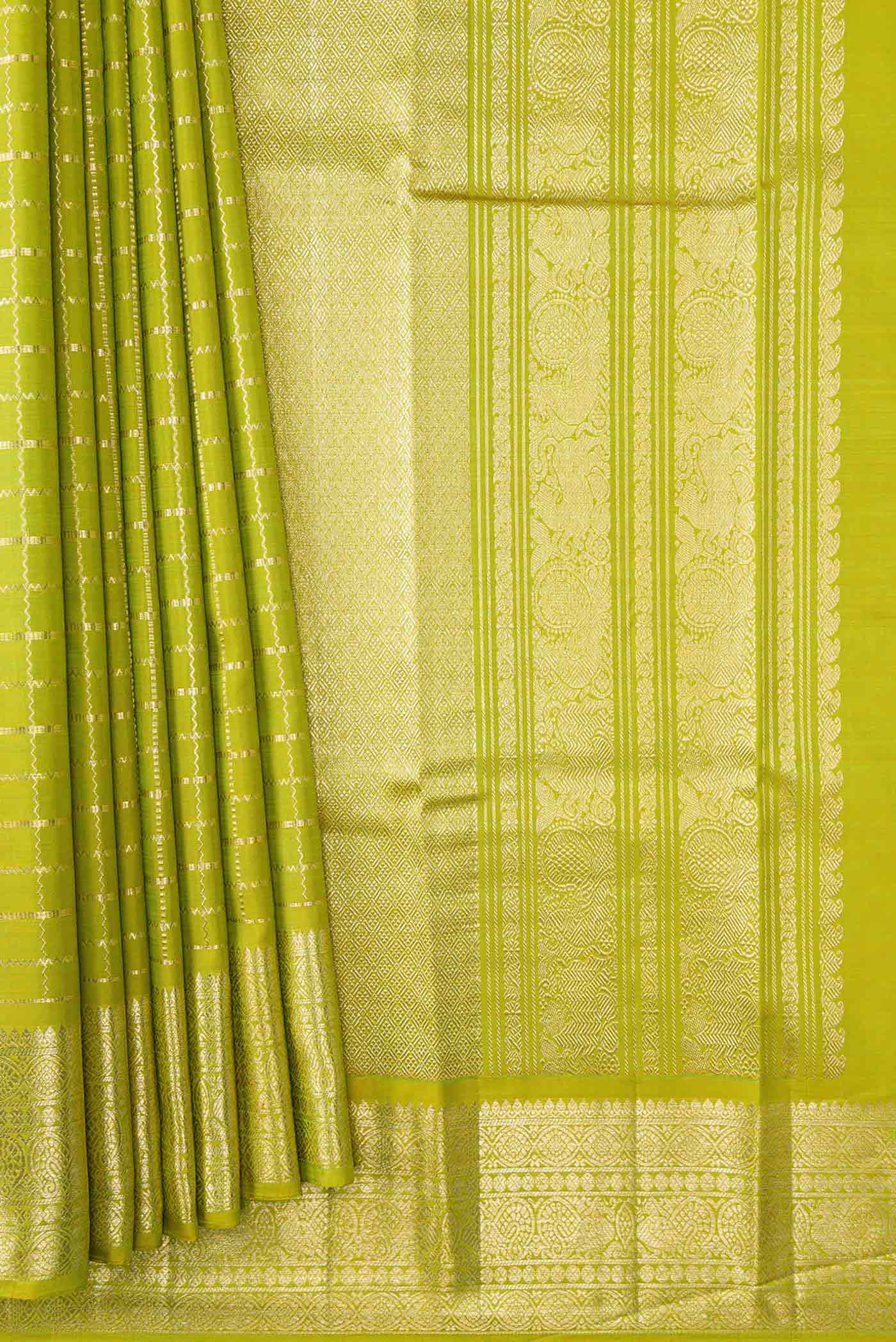 Parrot Green Kanchipuram Silk Saree - Image 4