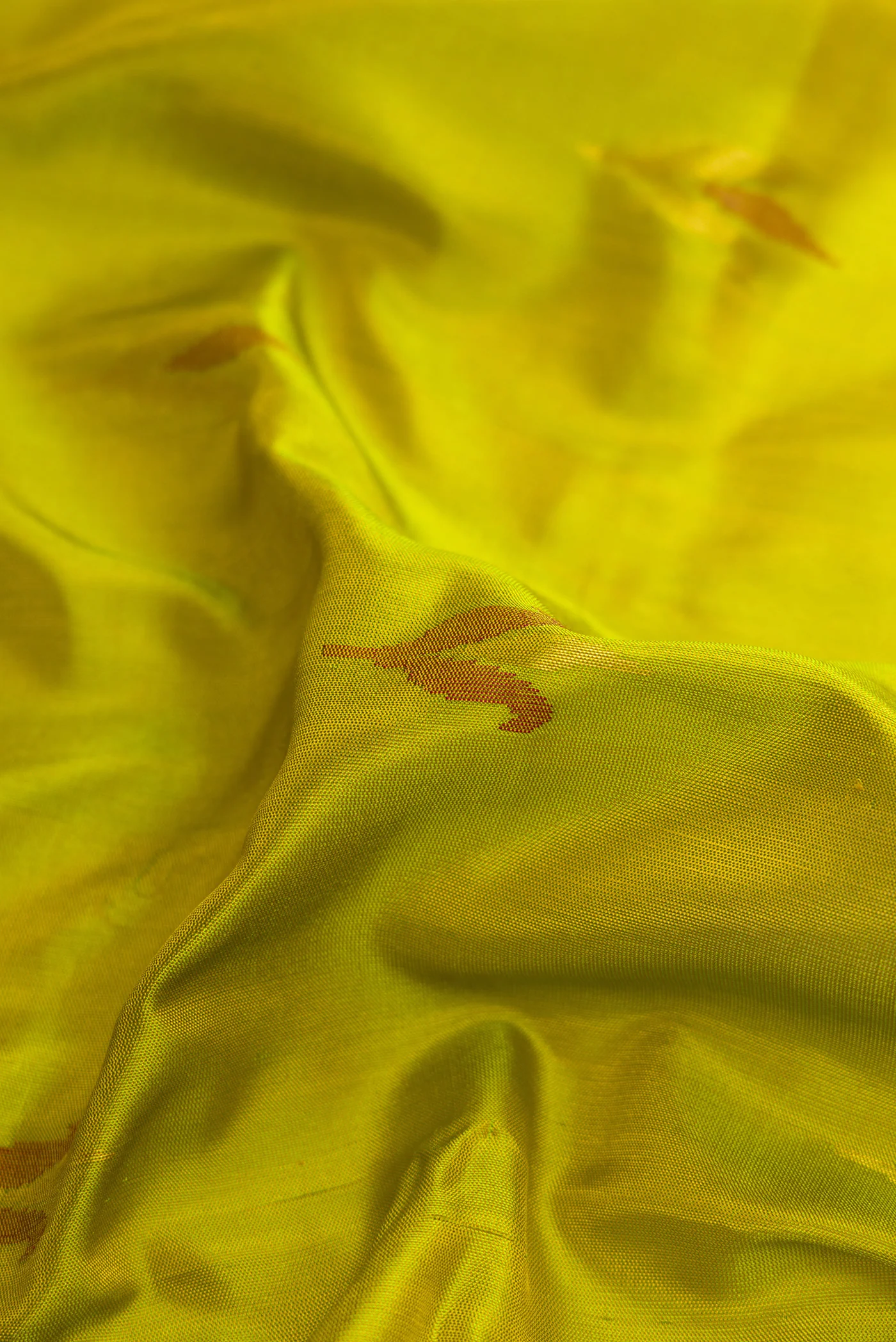 Parrot Green Uppada Silk Saree - Image 2