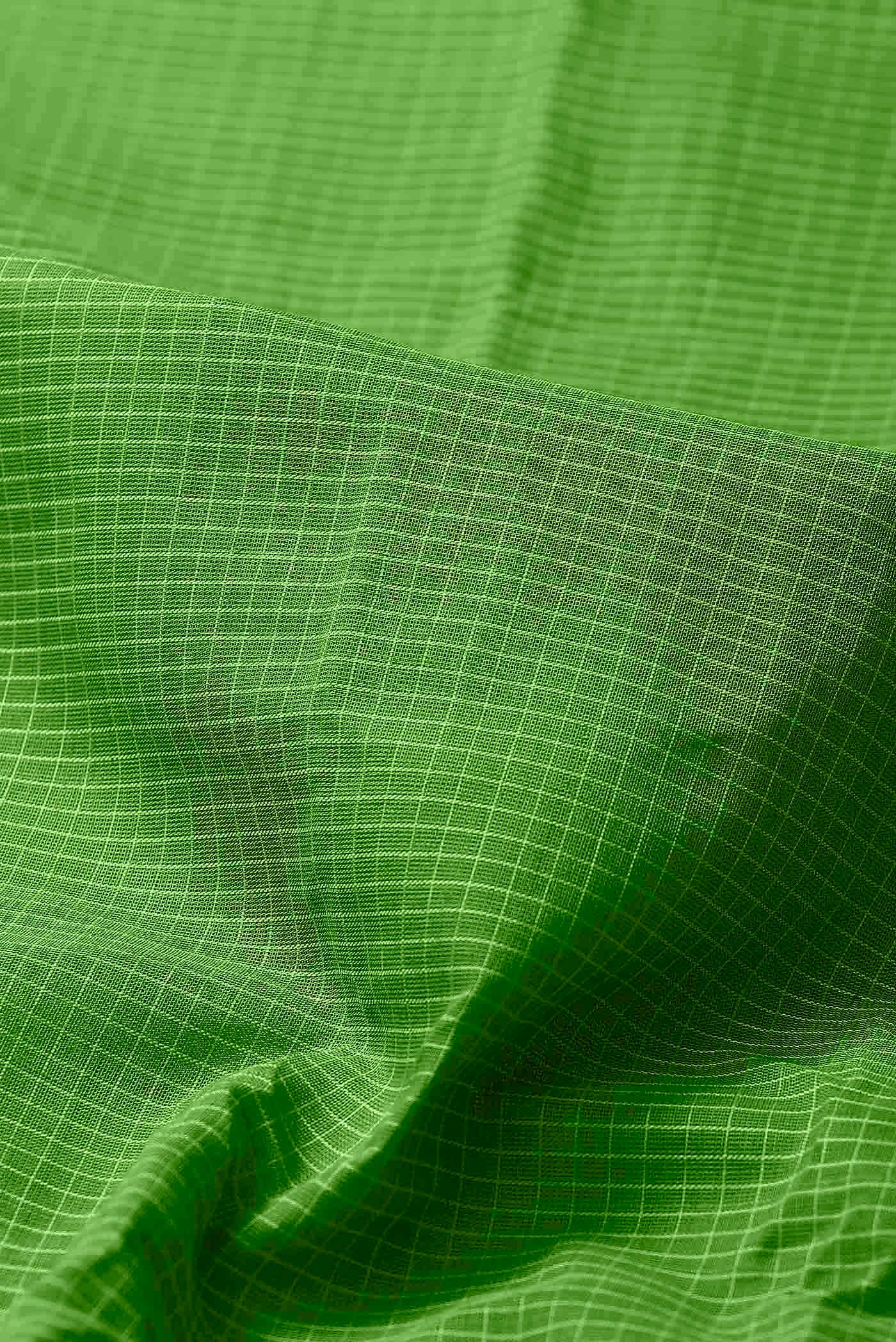 Parrot Green Gadwal cotton Saree - Image 3