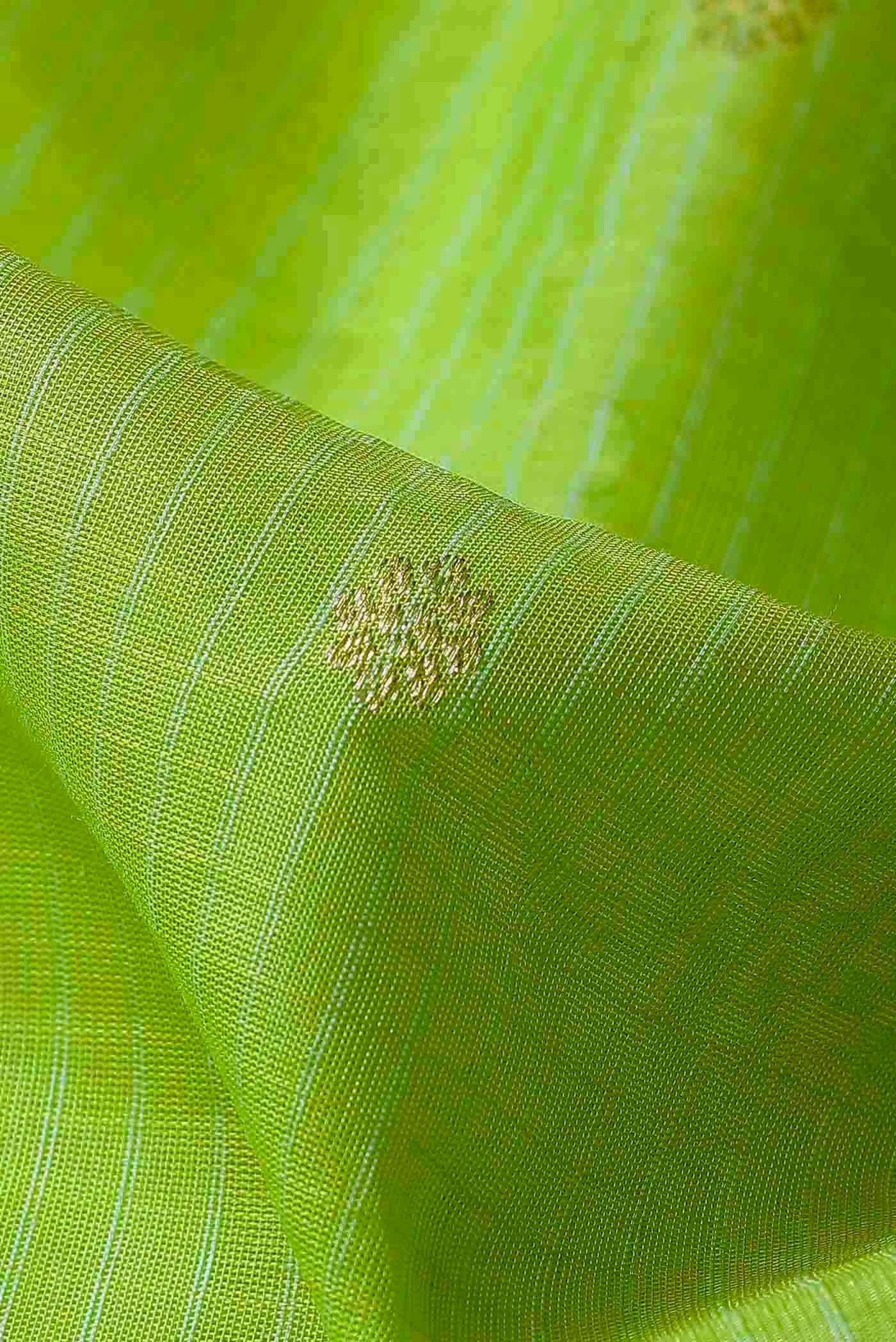 Parrot Green Gadwal Silk Cotton Saree - Image 3