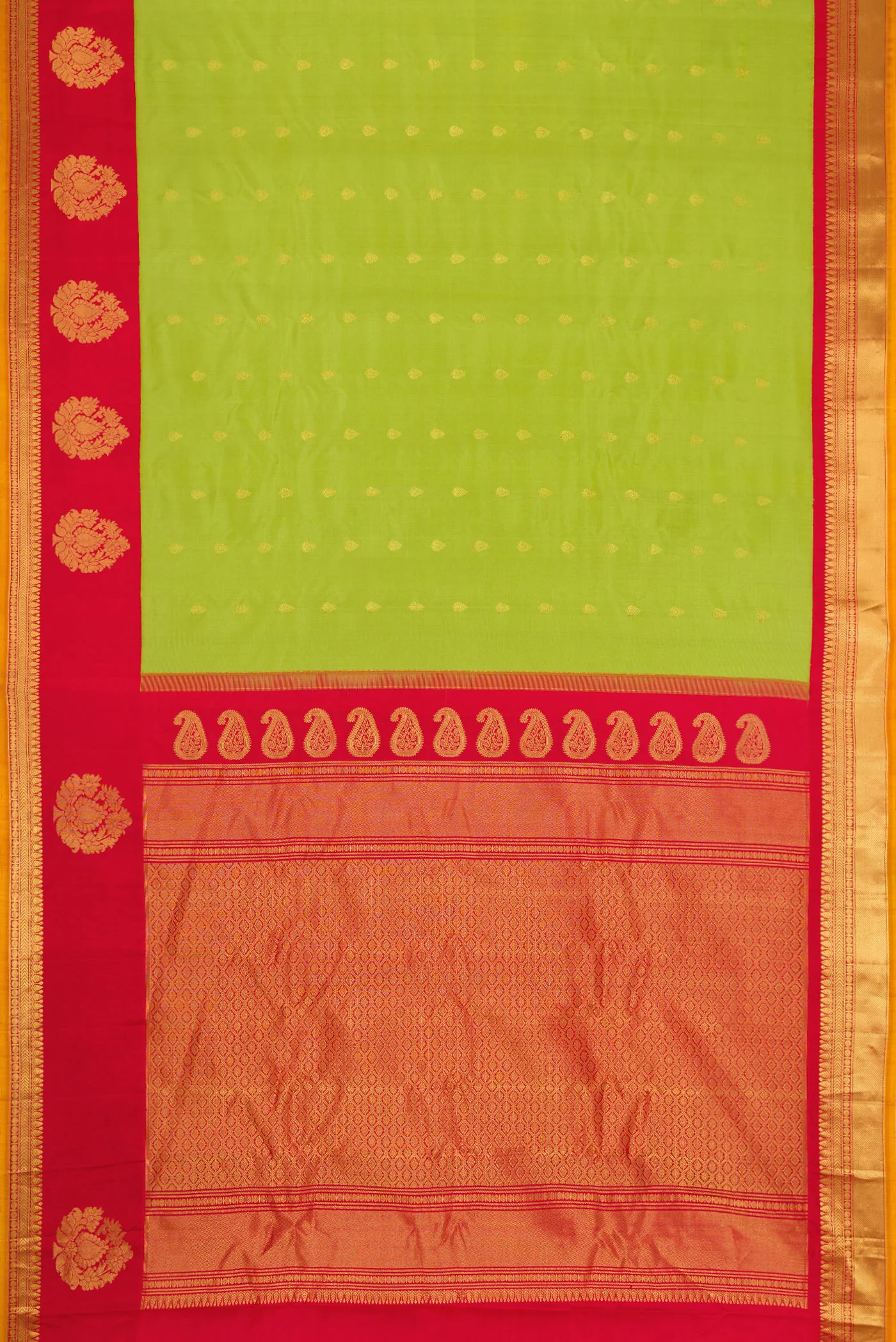 Parrot Green Gadwal Silk Saree - Image 6