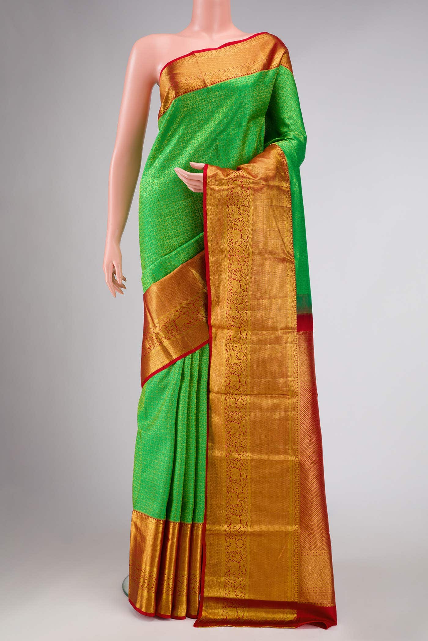 Parrot Green Kanchipuram Silk Saree - Image 7