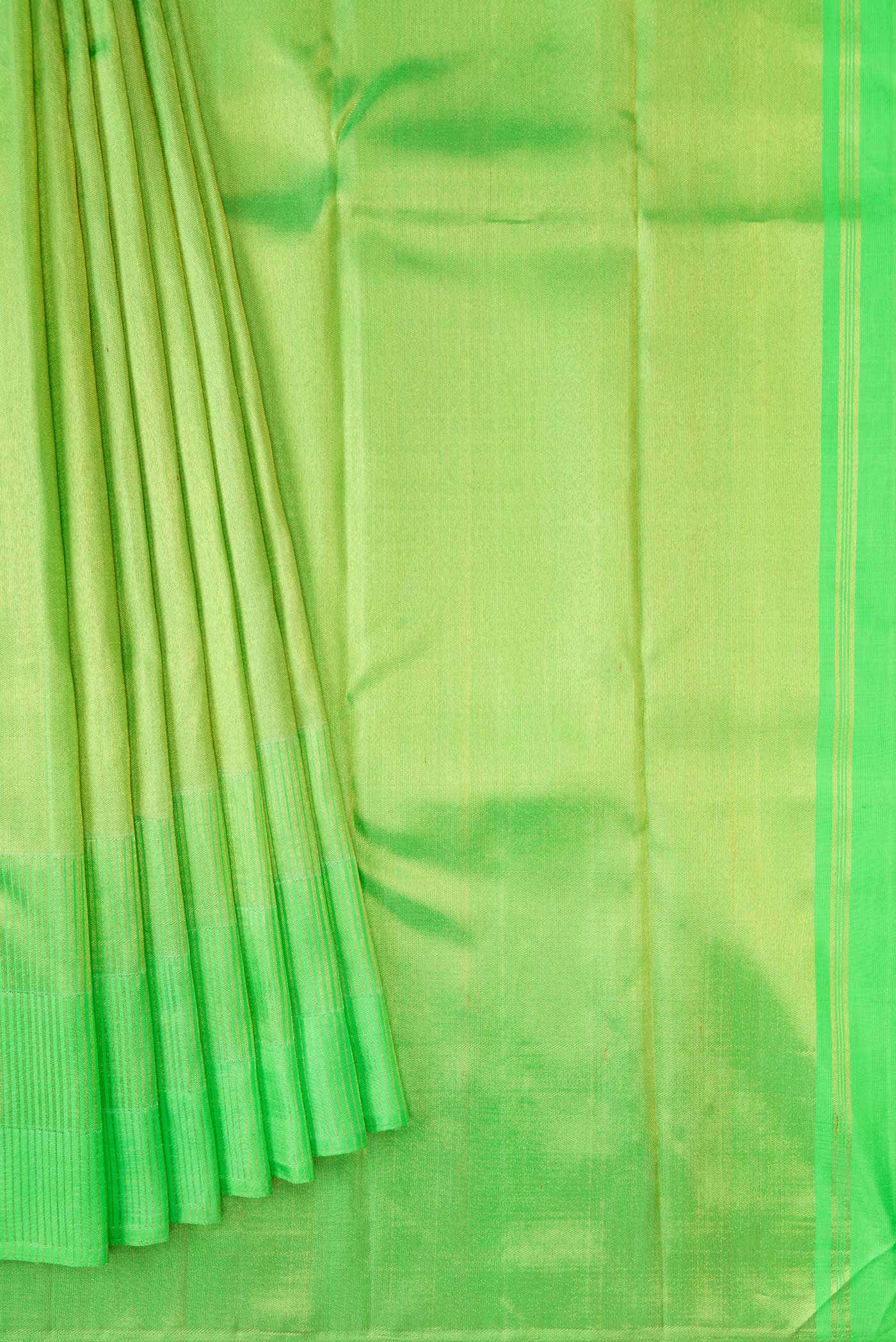 Parrot Green Kanchipuram Silk Saree - Image 9