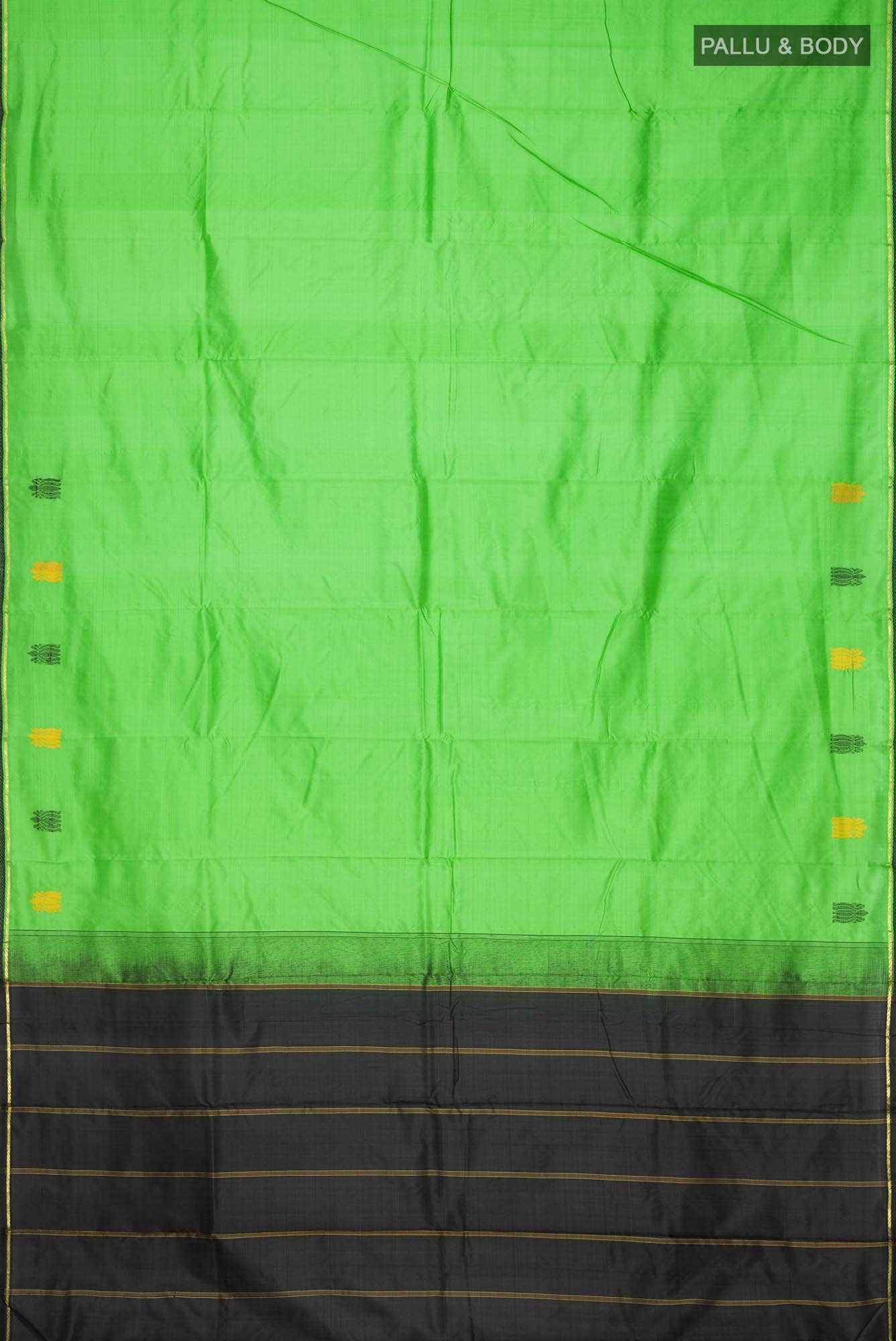 Parrot Green Kanchipuram Silk Saree - Image 4