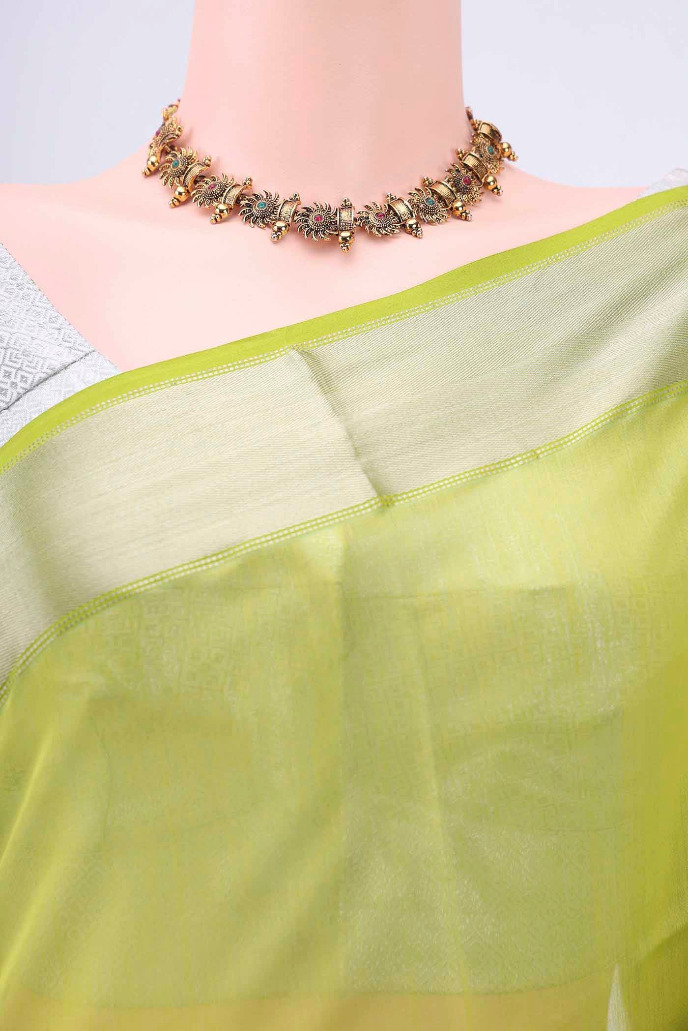 Parrot Green Maheshwari Silk Cotton Saree - Image 2
