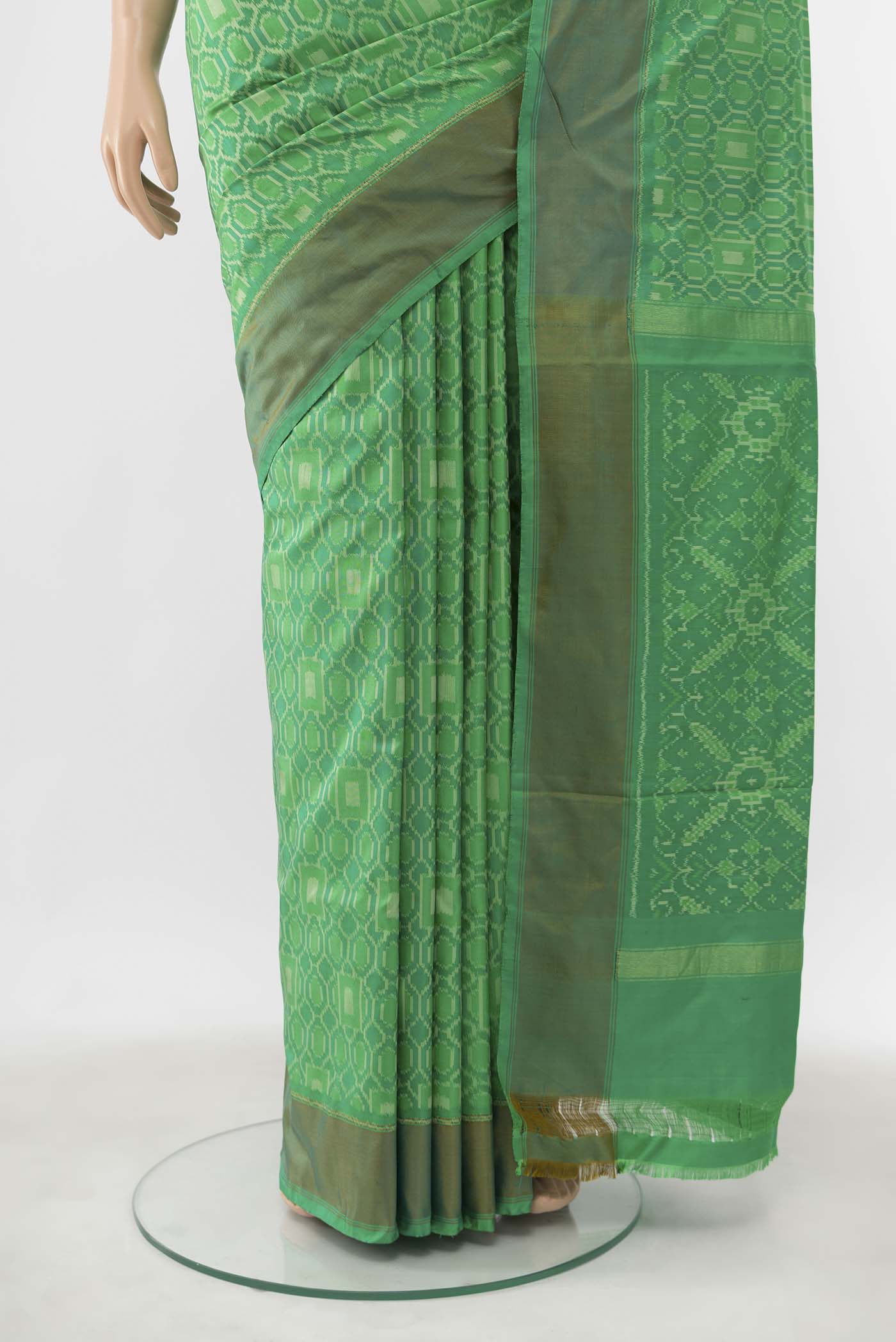 Green Pochampally Silk Saree - Image 3