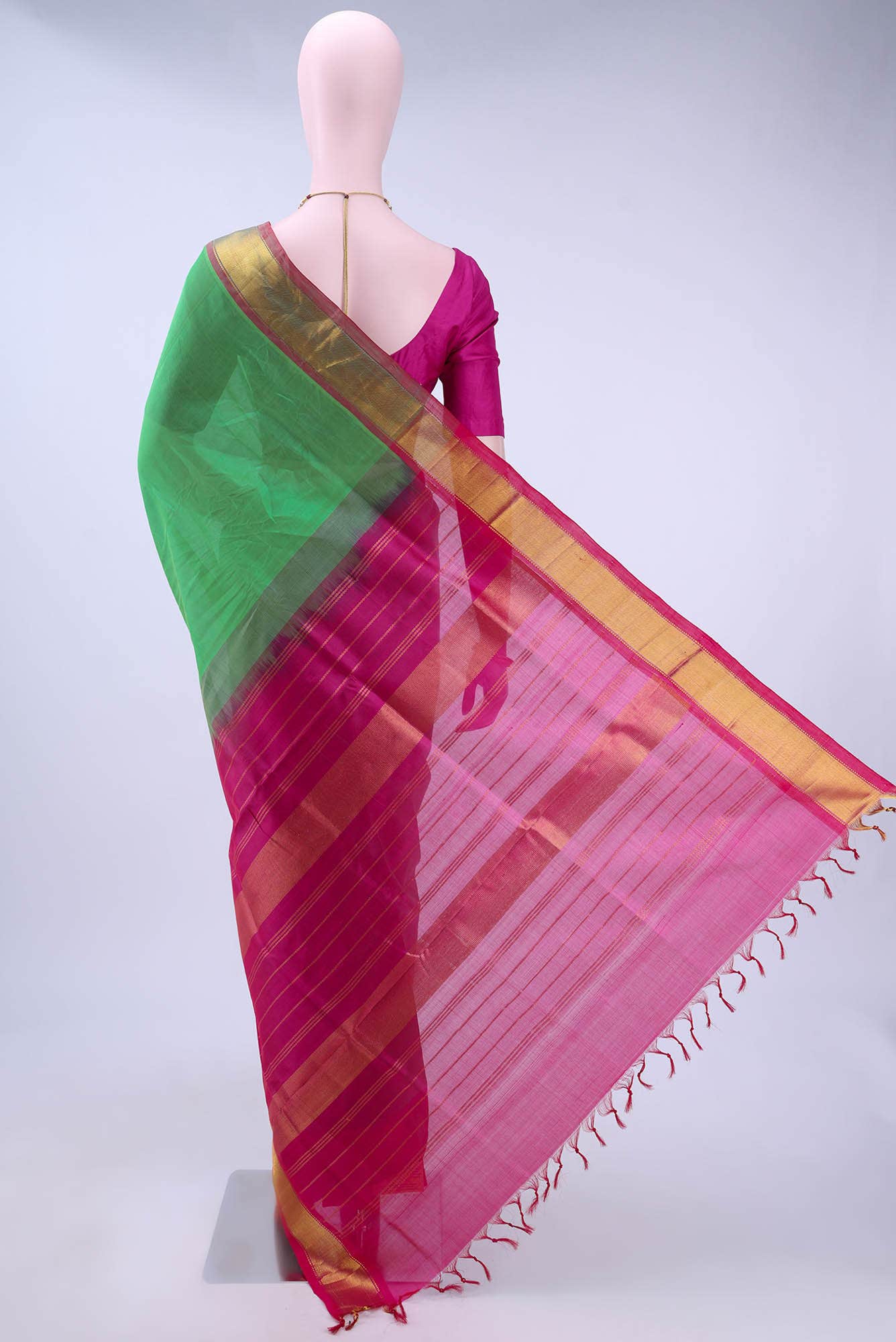 Parrot Green Silk Cotton Saree - Image 3