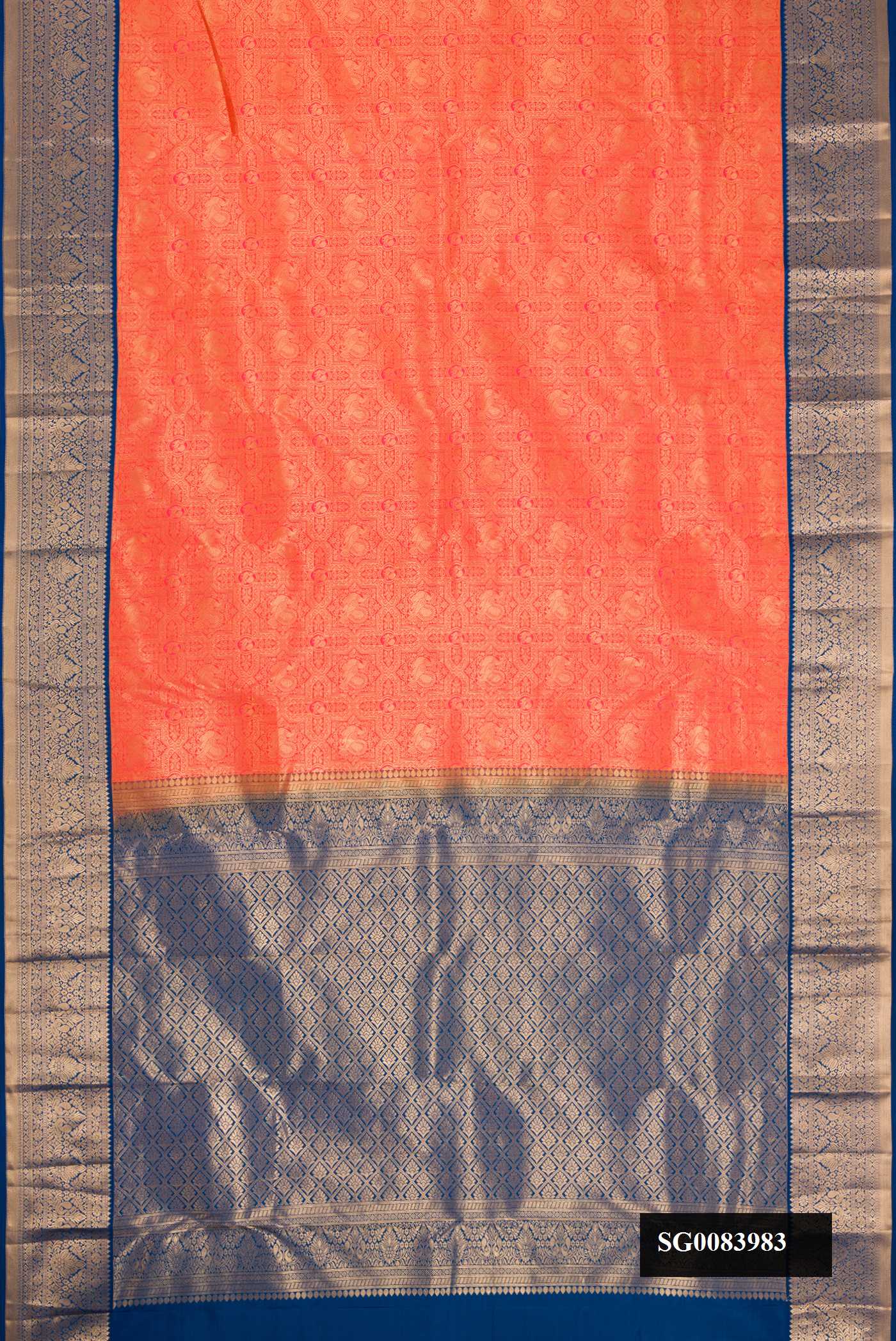 Peach Dual Tone Kanchipuram Silk Saree