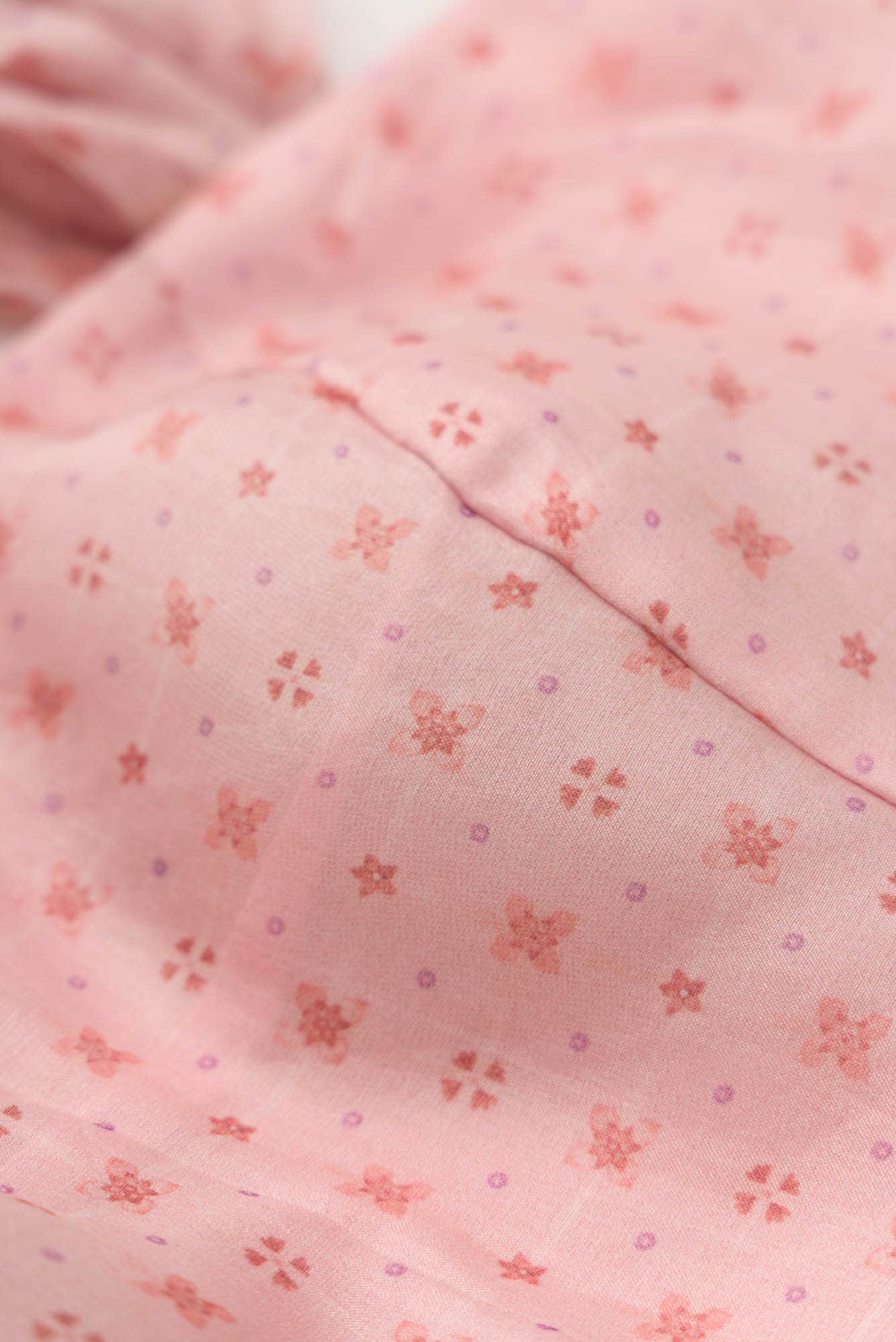 Guldasta - Peach Floral design saree from Chintz Collection, Designed by Nalli - Image 6
