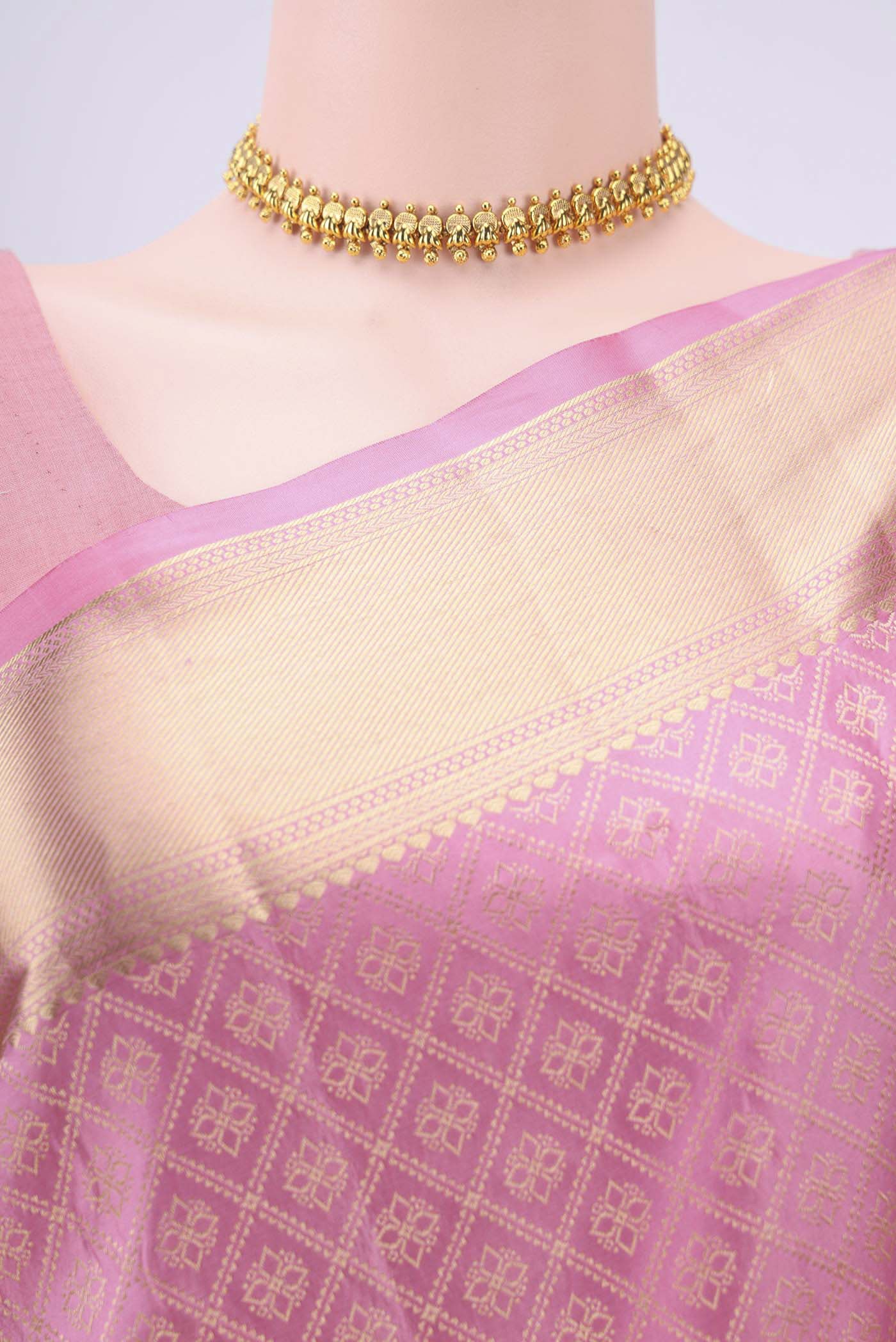 Rose pink Soft Silk Saree - Image 2