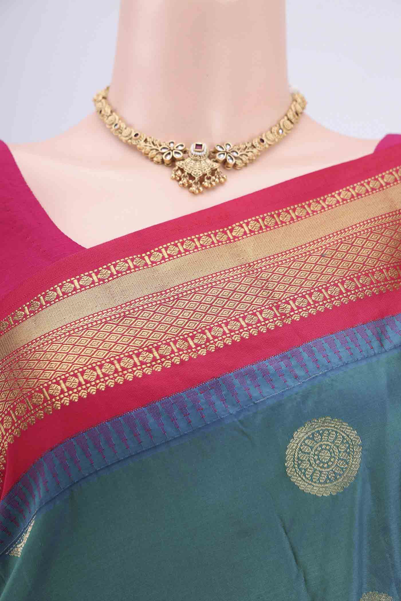 Peacock Blue Blended Bangalore Silk Saree - Image 2