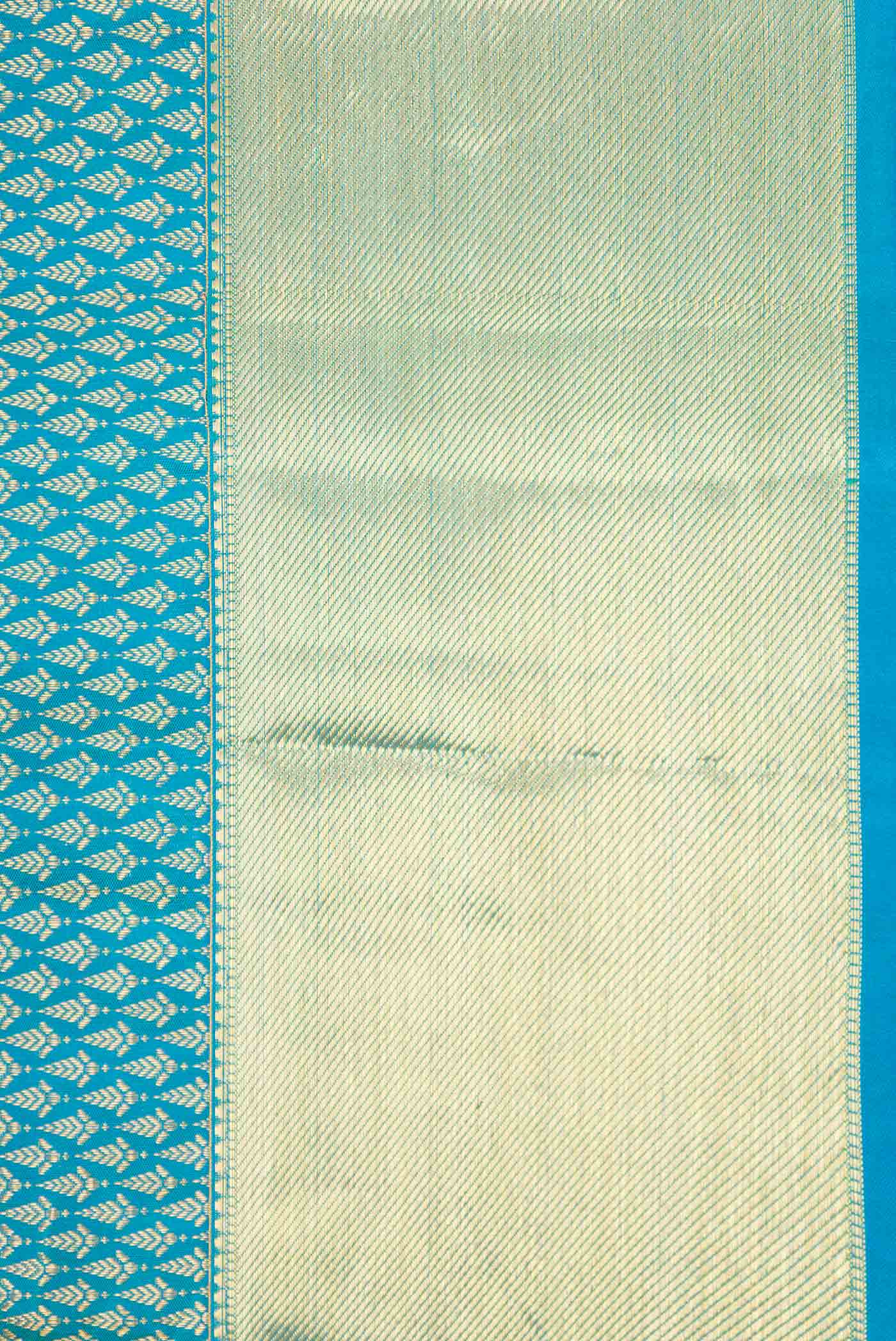 Peacock Blue Dual Tone Kanjivaram Saree - Image 3