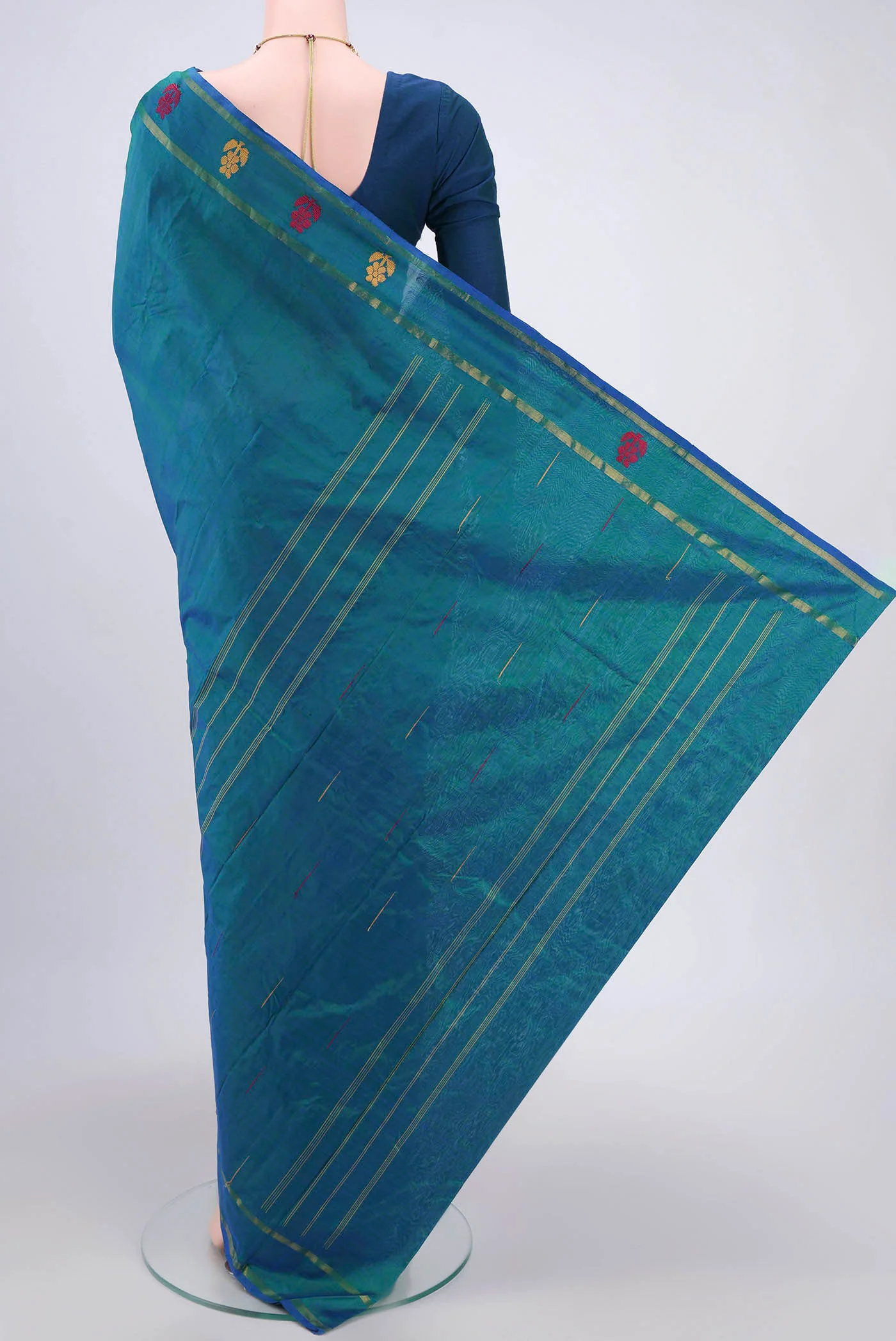 Peacock Blue Dual Tone Kanchipuram Silk Saree - Image 3