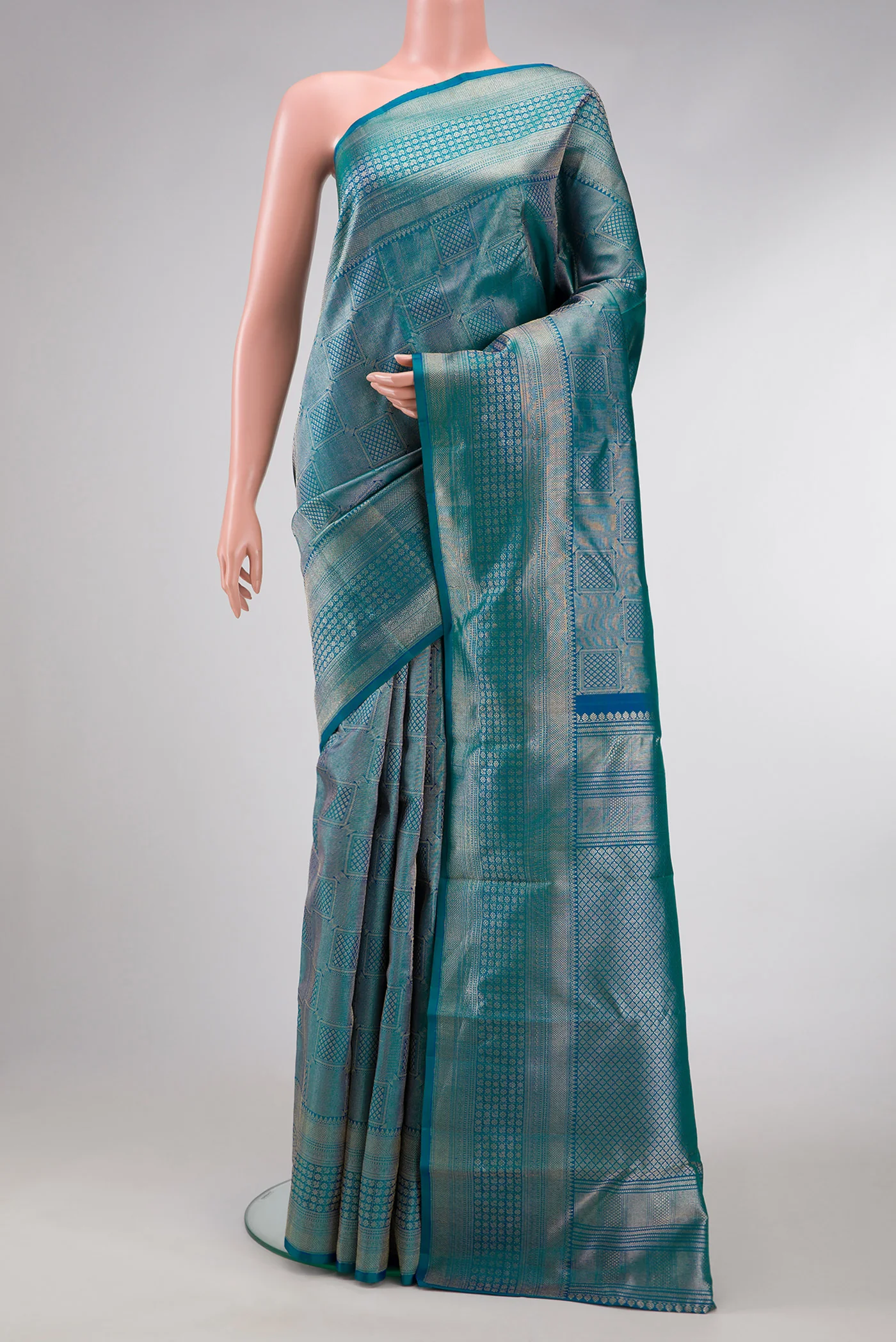 Peacock Blue Dual Tone Kanchipuram Silk Saree