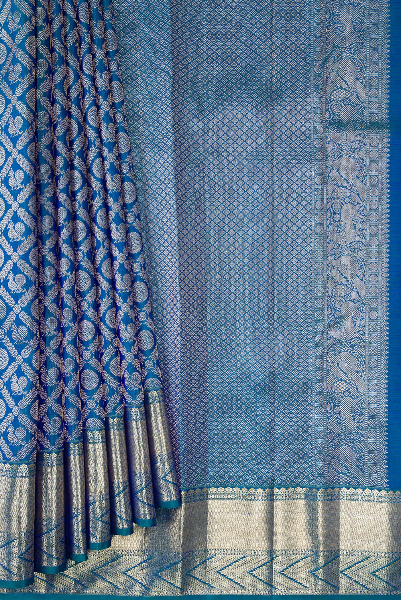 Peacock Blue Dual Tone Kanchipuram Silk Saree - Image 4