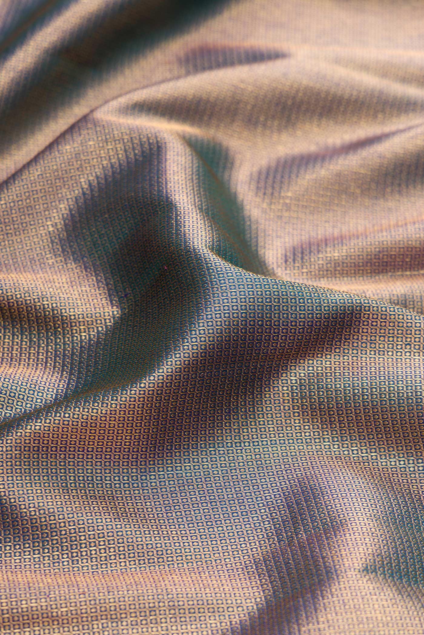 Peacock Blue Dual Tone Kanjivaram Silk Saree - Image 2