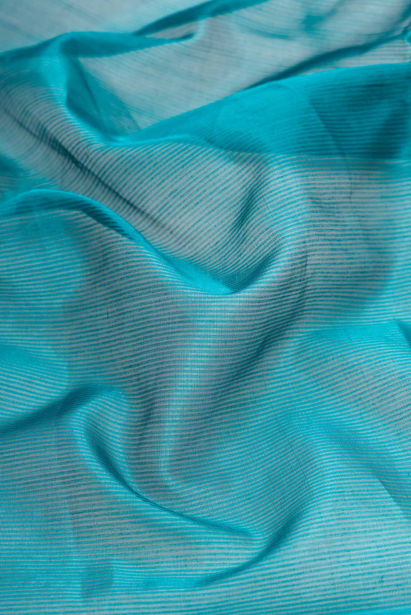 Peacock Blue Dual Tone Maheshwari Silk Saree - Image 2