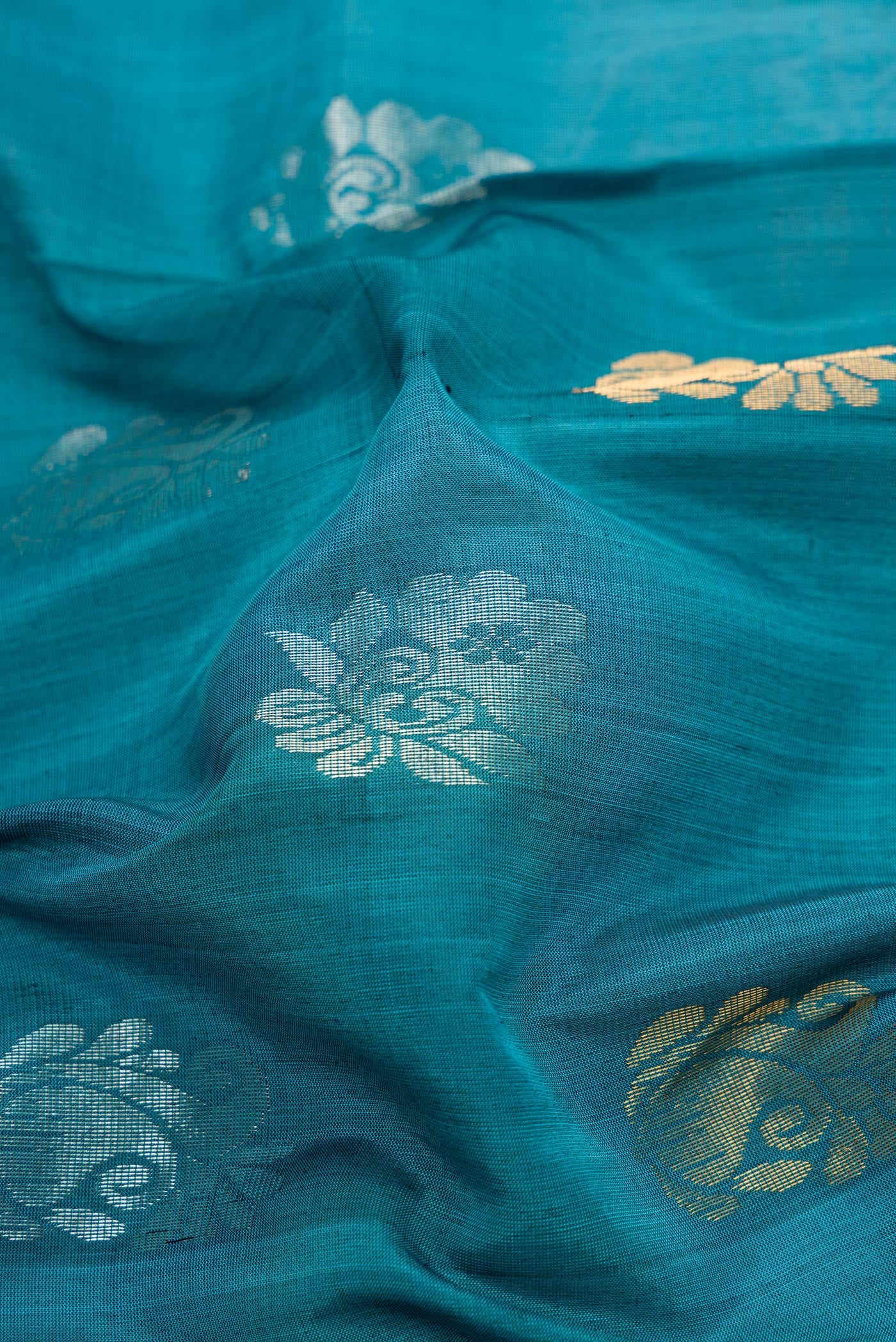 Peacock Blue Uppada Silk Saree - Image 2