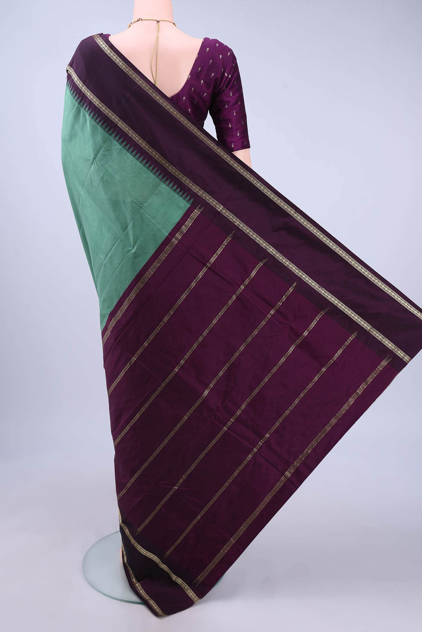 Pickle Green Blended Bangalore Silk - kadyal Saree - Image 2