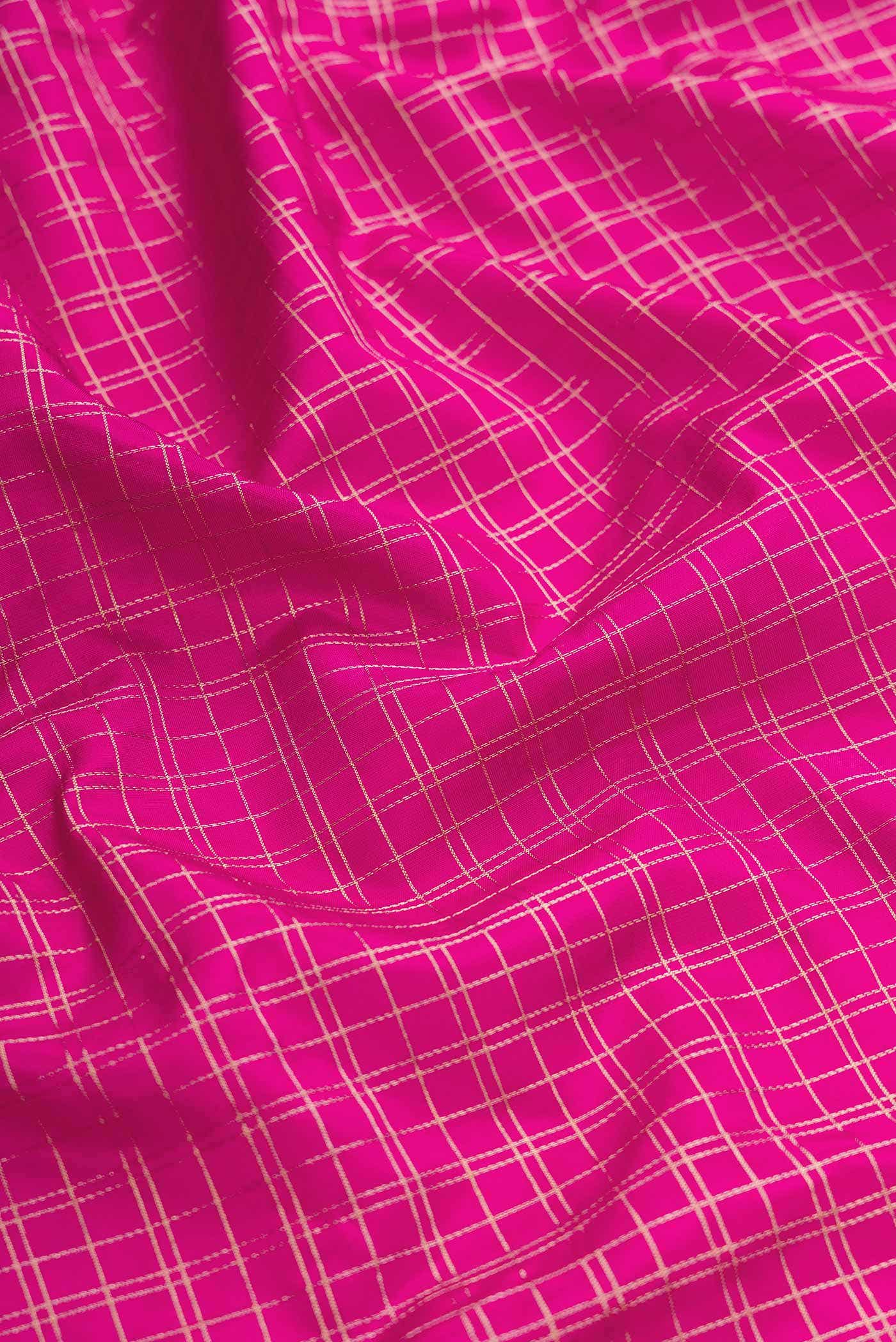 Pure Silk Pure Zari Pink Banarasi Saree - Image 3