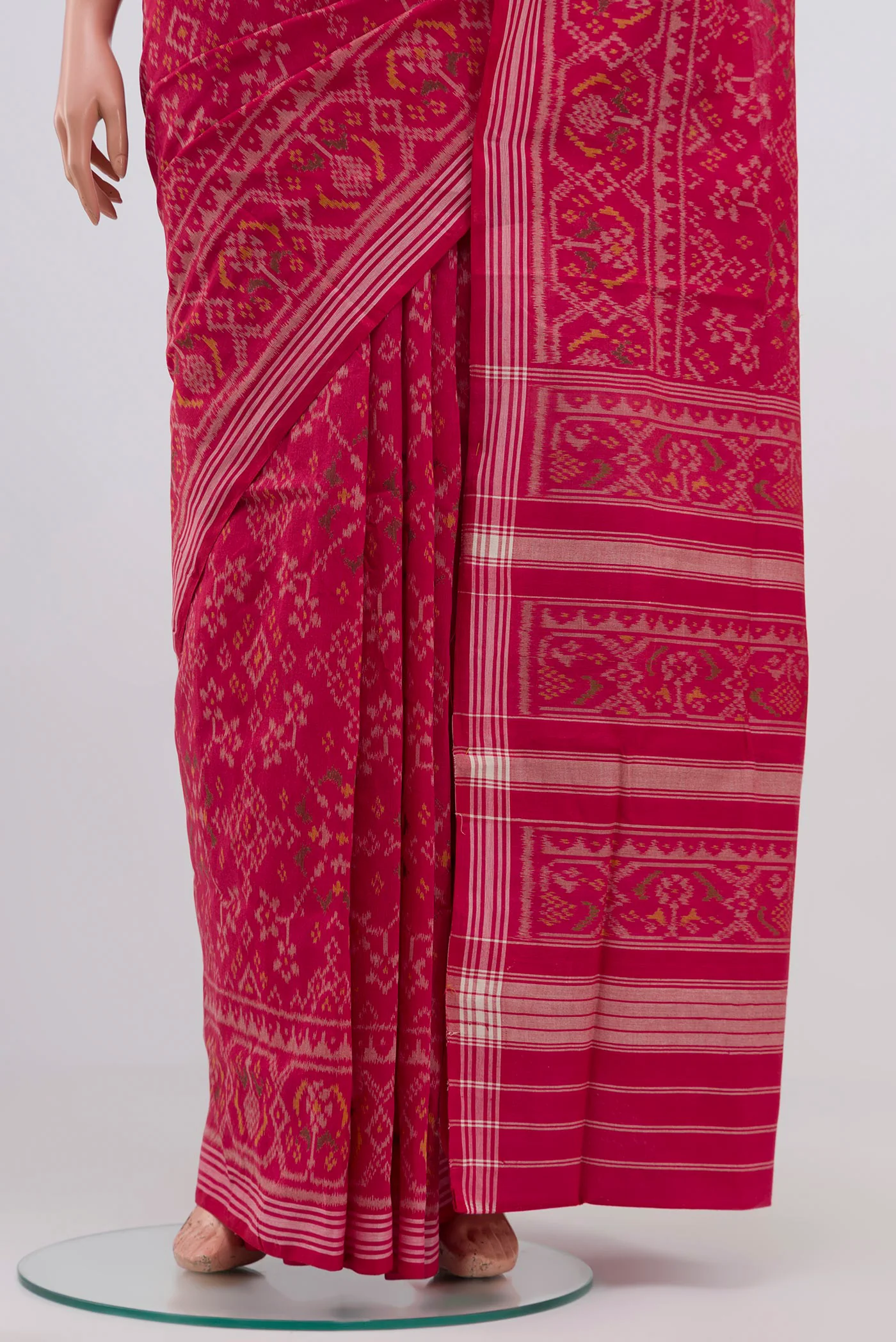 Pink Pochampally Cotton Saree - Image 3