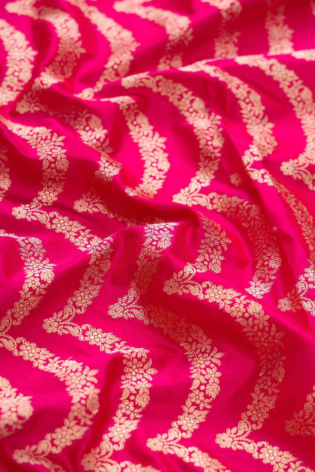 Pure Silk Pure Zari Pink Dual Tone Banarasi Saree - Image 3