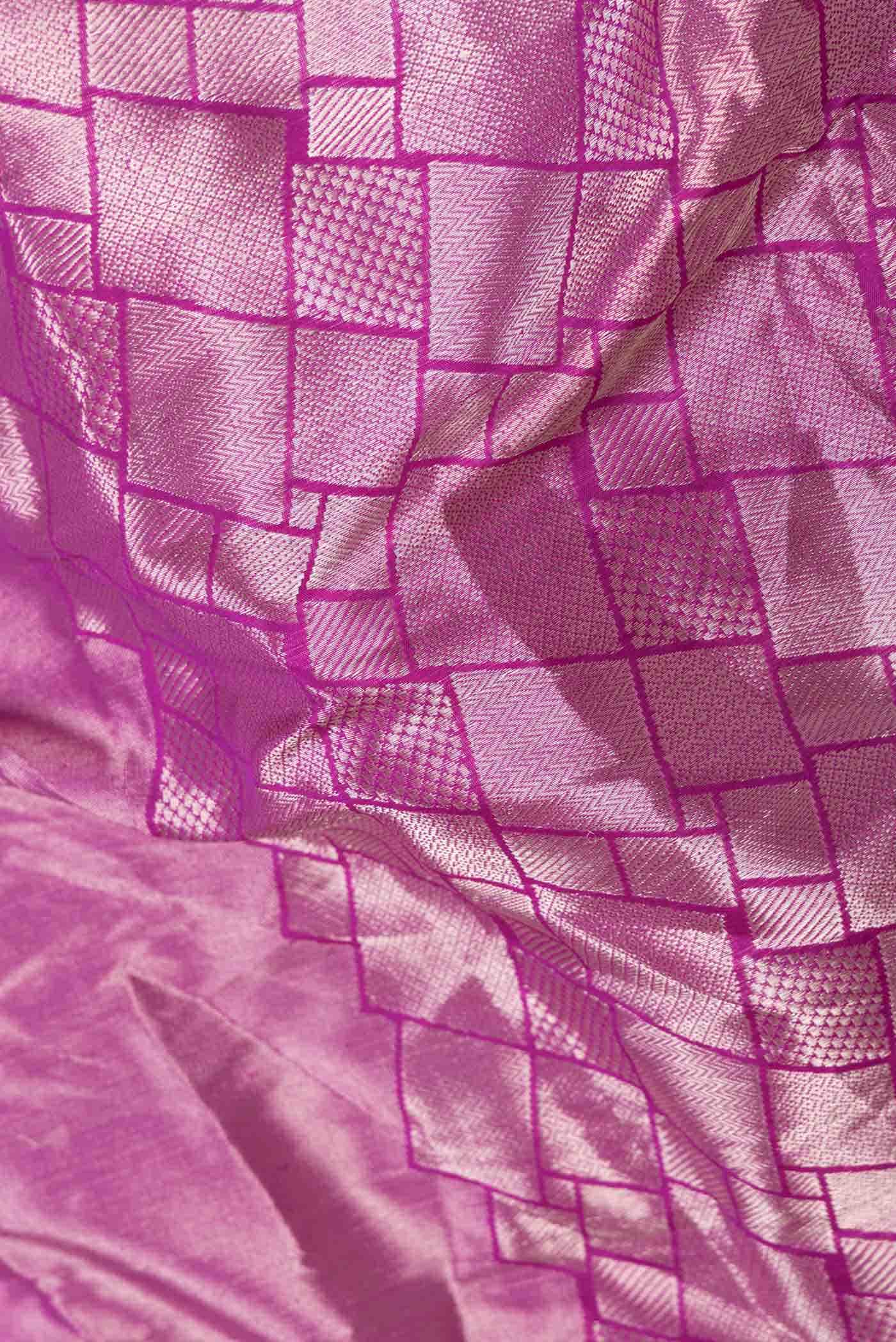 Pink Dual Tone Banarasi Silk Saree - Image 3