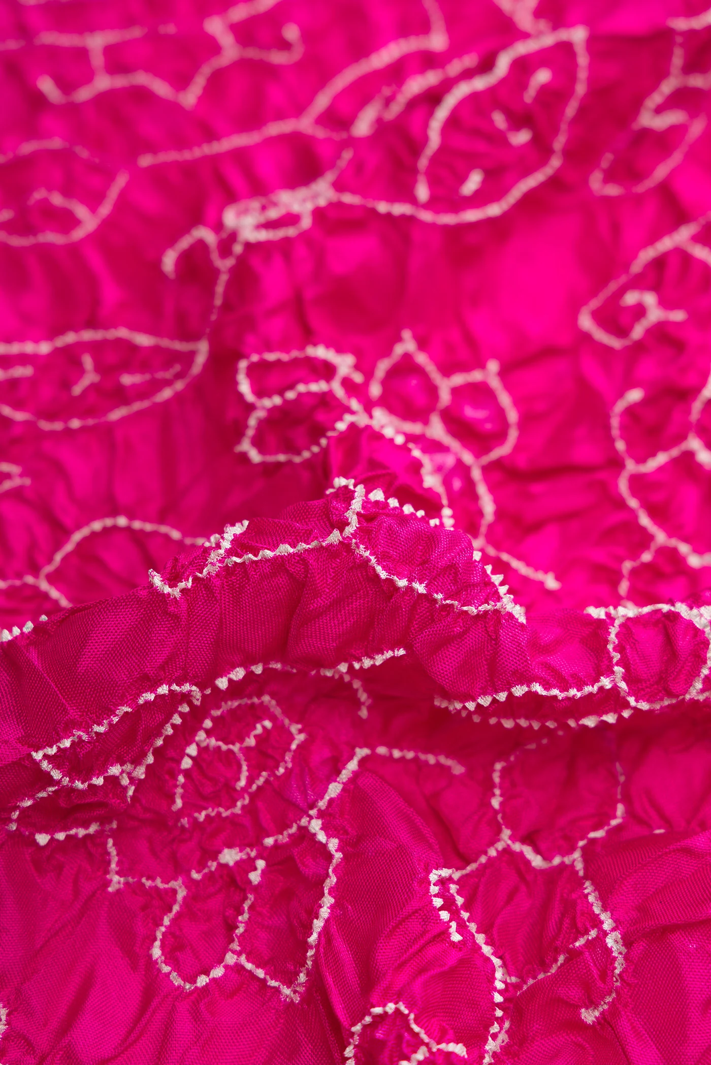 Pink Bandhani Silk Saree - Image 2