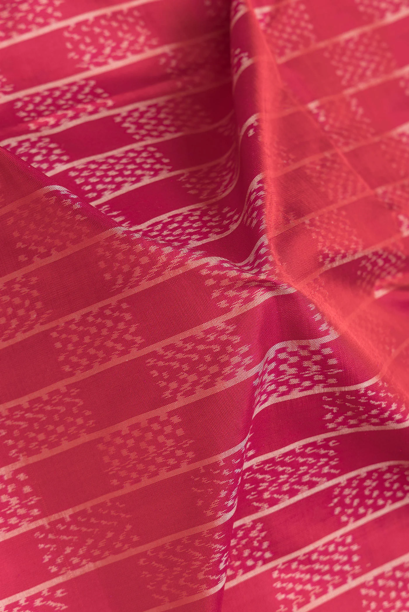 Pink Pochampally Silk Saree - Image 2